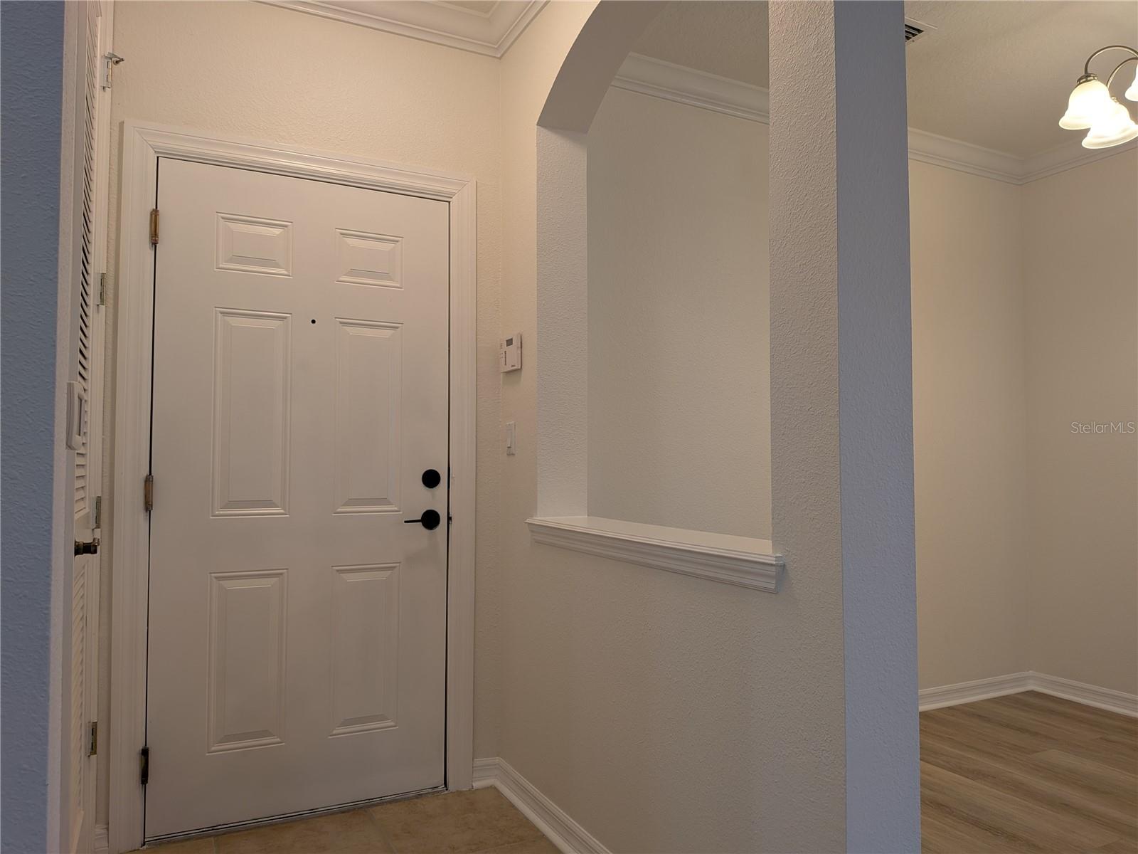 Image 5 of 31 For 11562 Amidship Lane 208