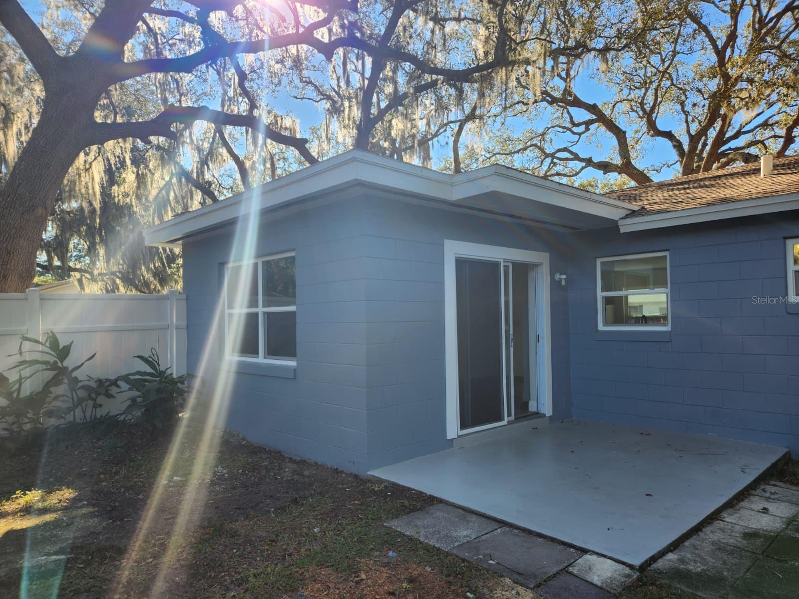 Image 24 of 25 For 800 Diane Circle