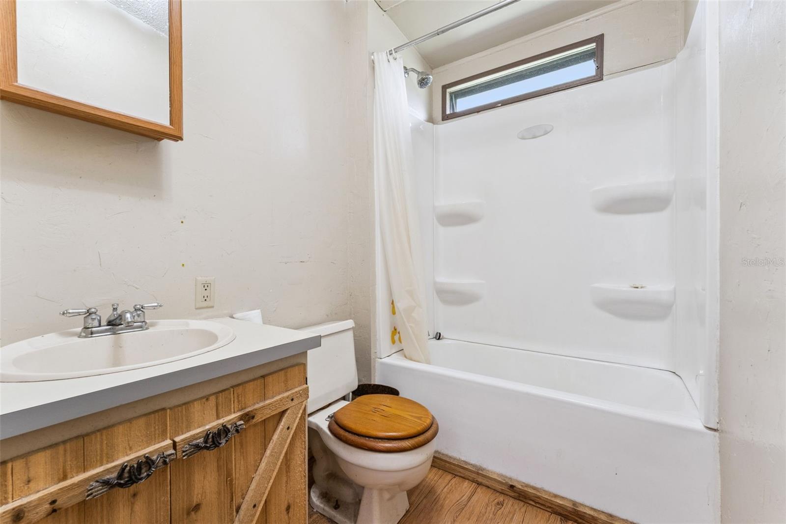 Image 14 of 19 For 2220 Mcmichael Road