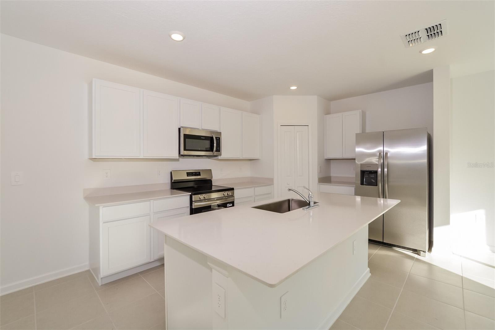 Image 5 of 14 For 2240 Chris Drive