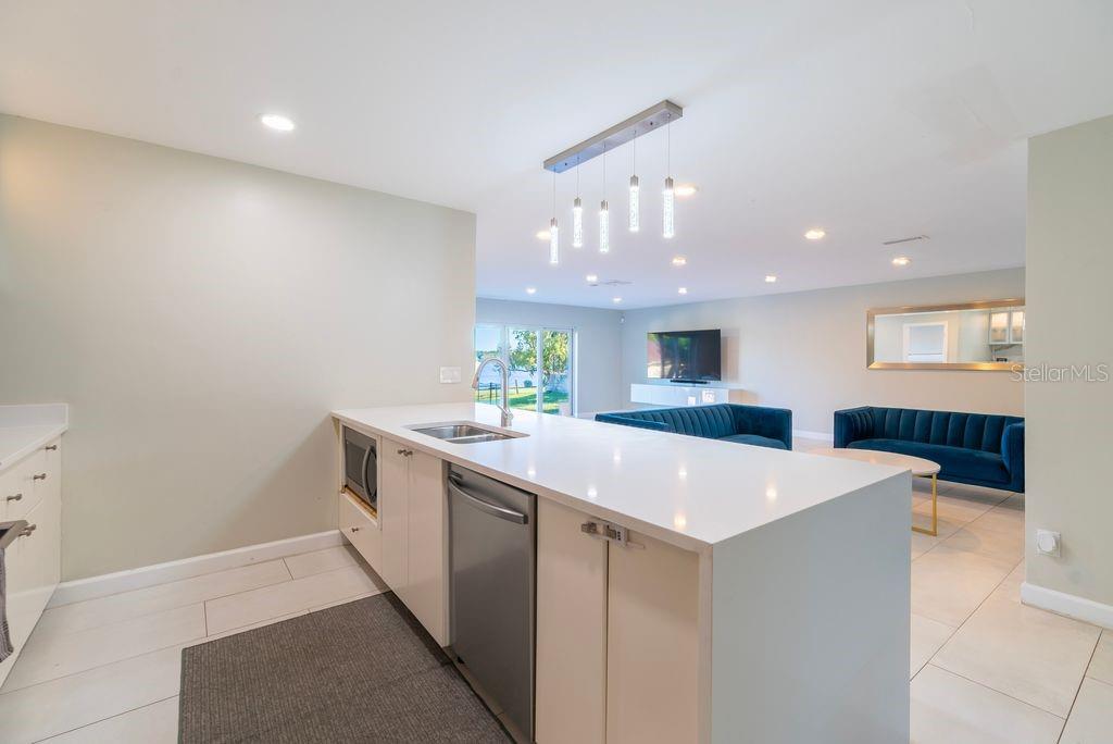 Image 25 of 43 For 6665 Lake Cane Drive