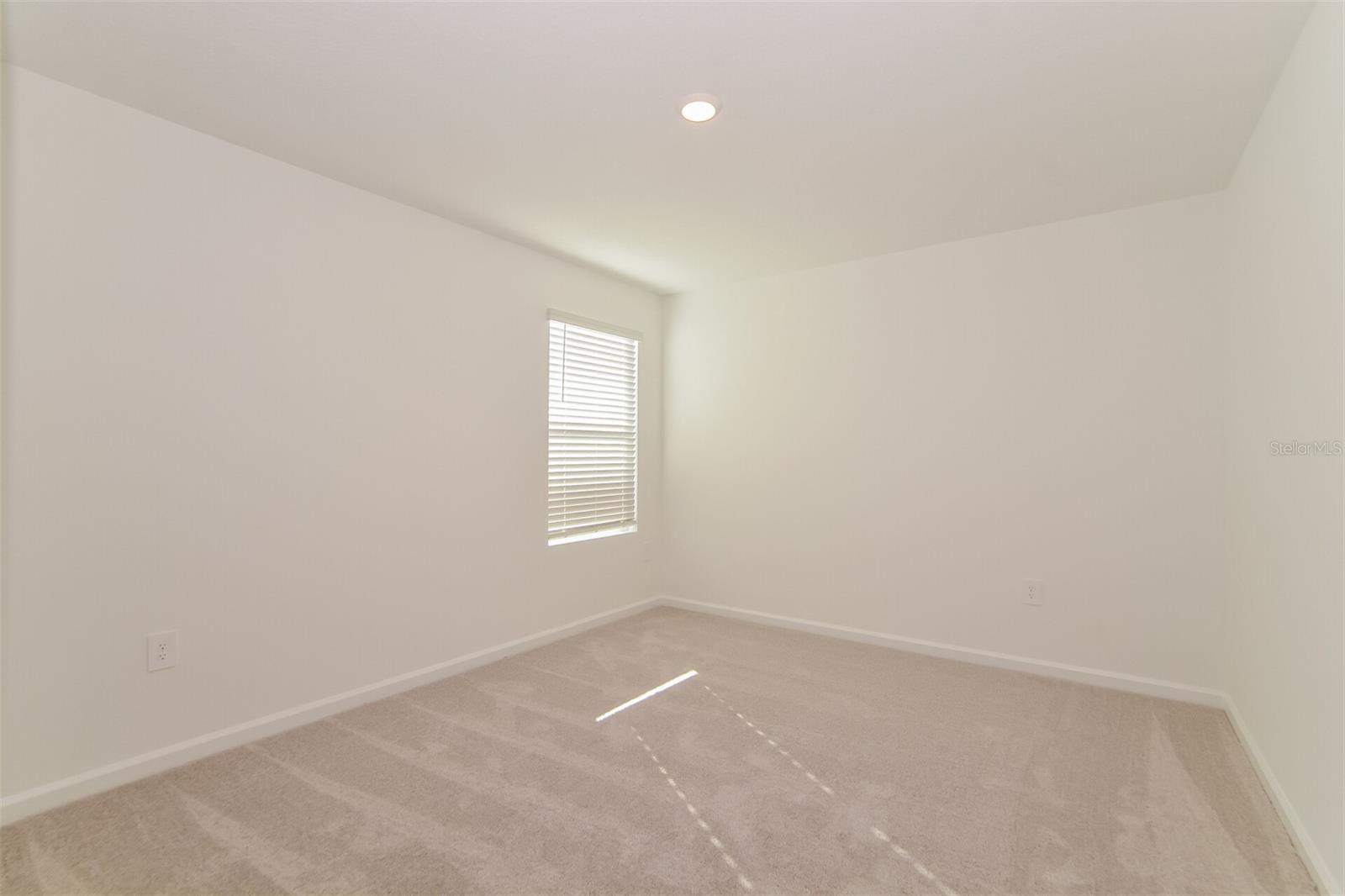 Image 13 of 16 For 1558 Jessica Boulevard