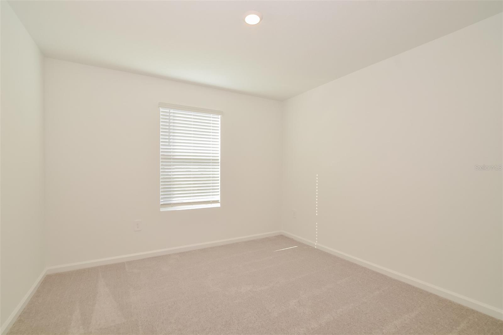 Image 3 of 16 For 1558 Jessica Boulevard