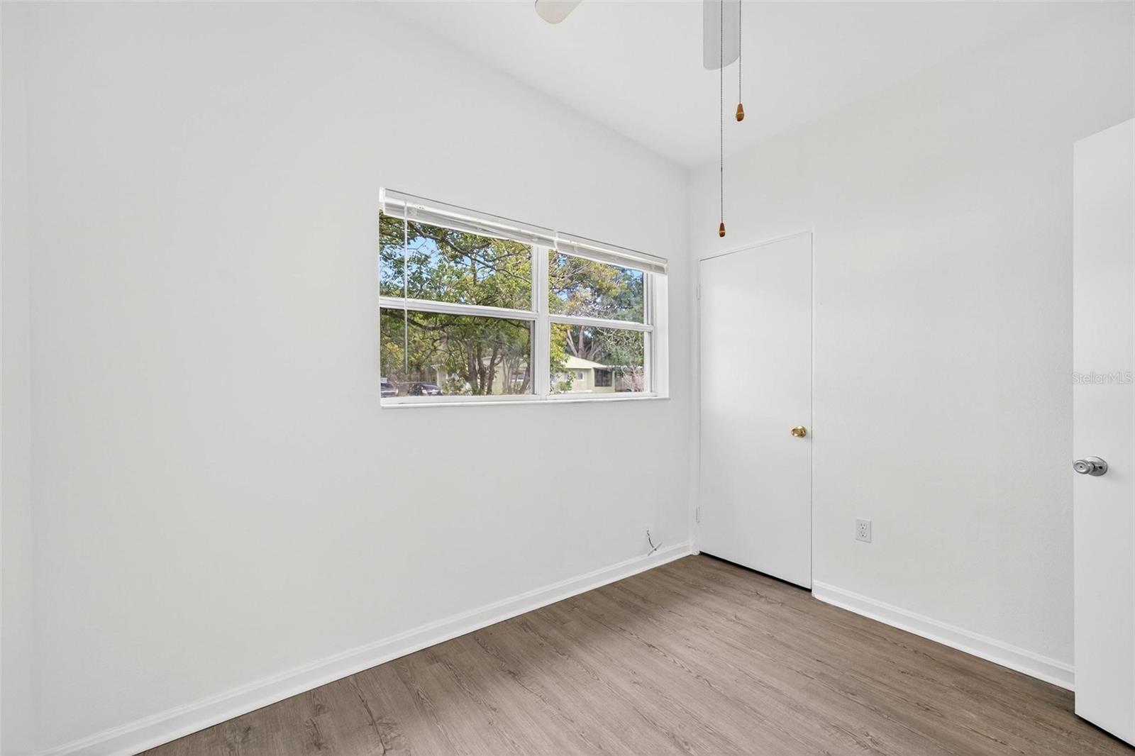 Image 13 of 45 For 613 Briarcliffe Street