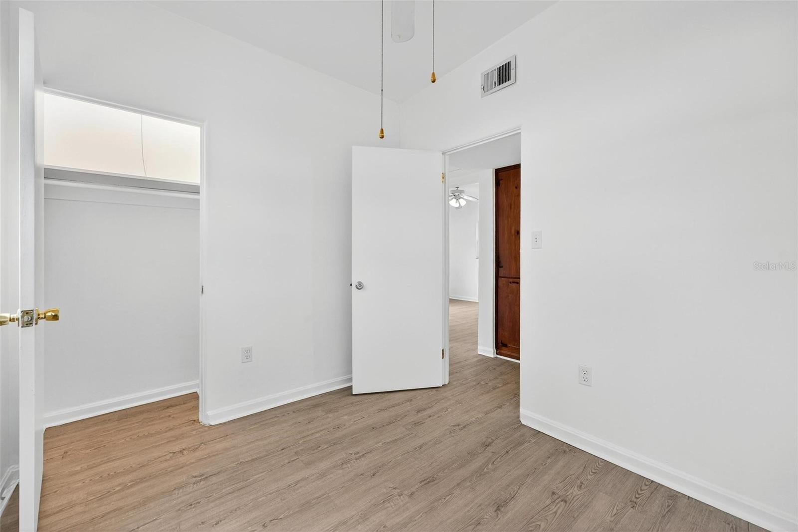 Image 14 of 45 For 613 Briarcliffe Street