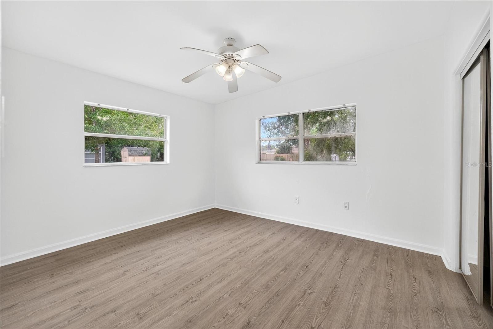 Image 18 of 45 For 613 Briarcliffe Street