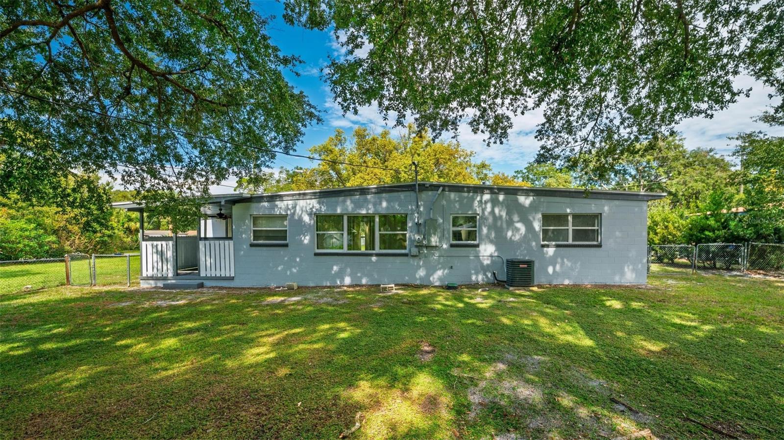 Image 2 of 45 For 613 Briarcliffe Street