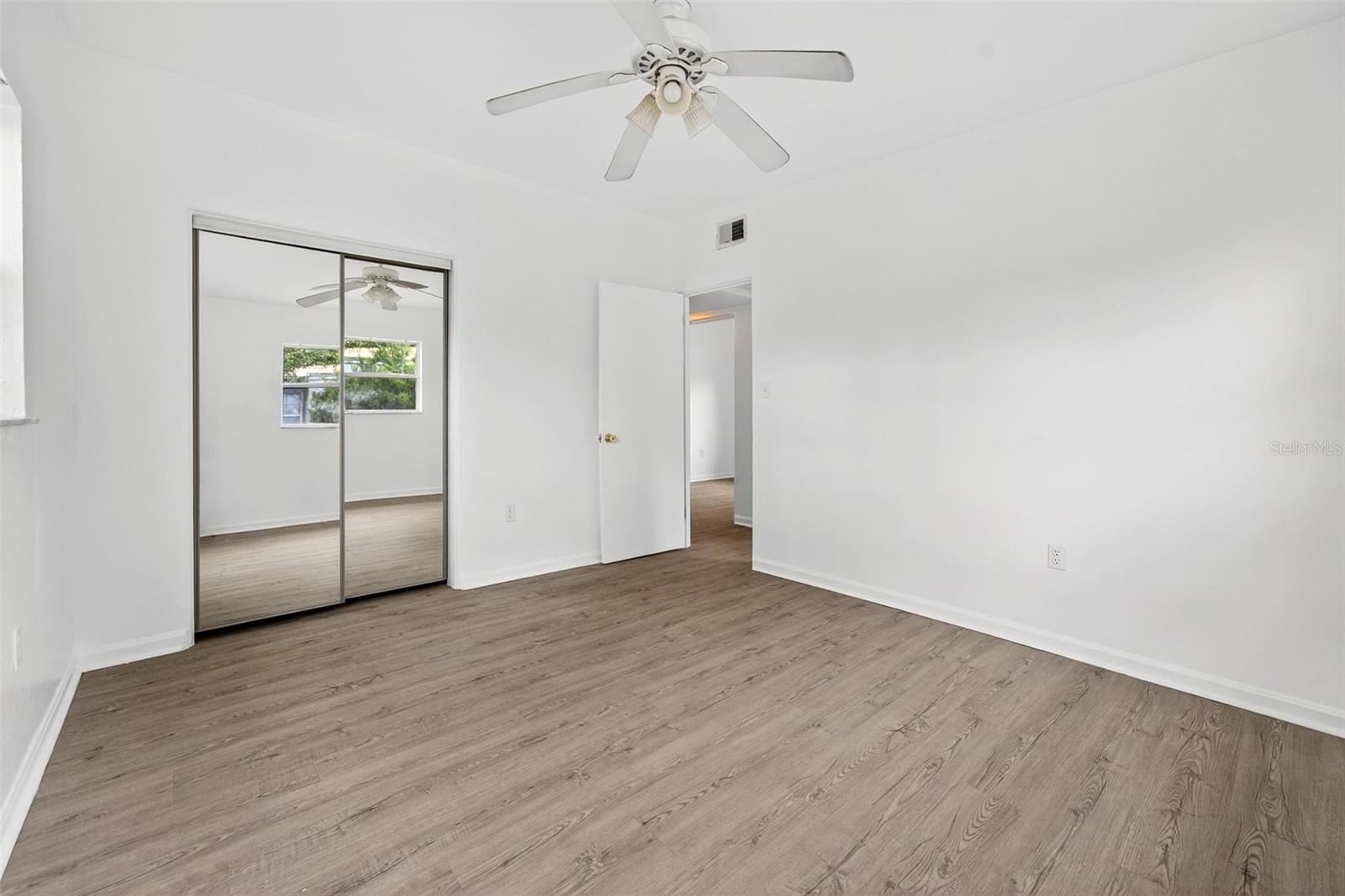 Image 20 of 45 For 613 Briarcliffe Street