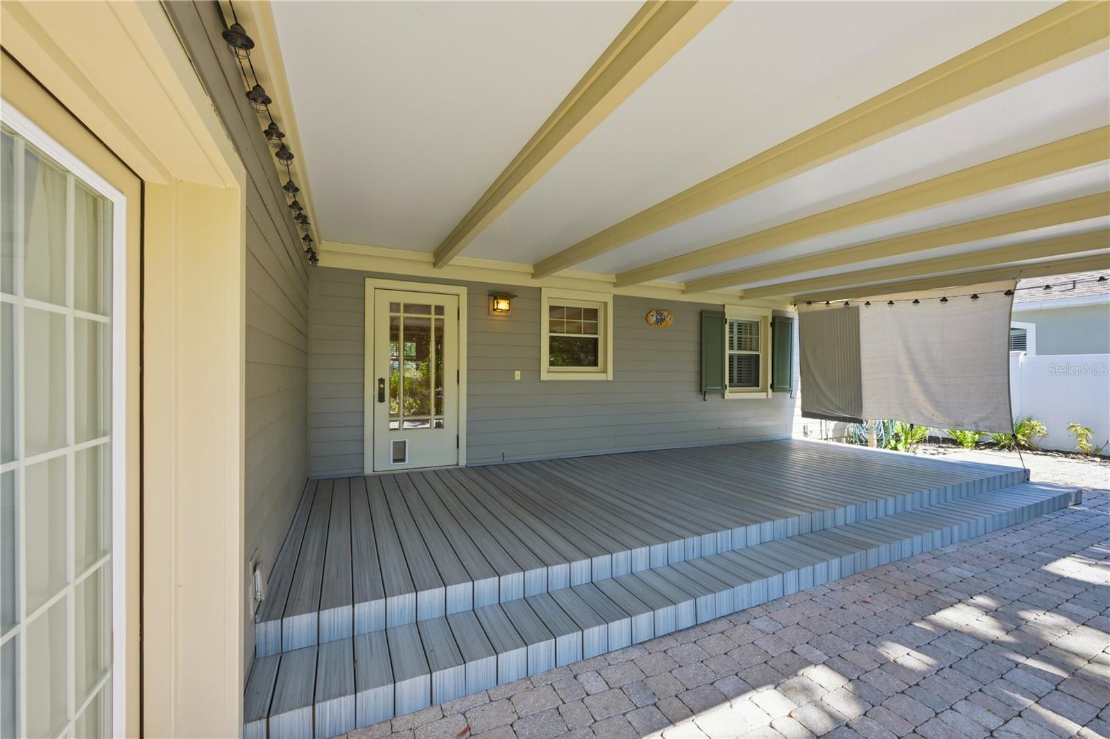 Image 10 of 48 For 904 New Hampshire Street