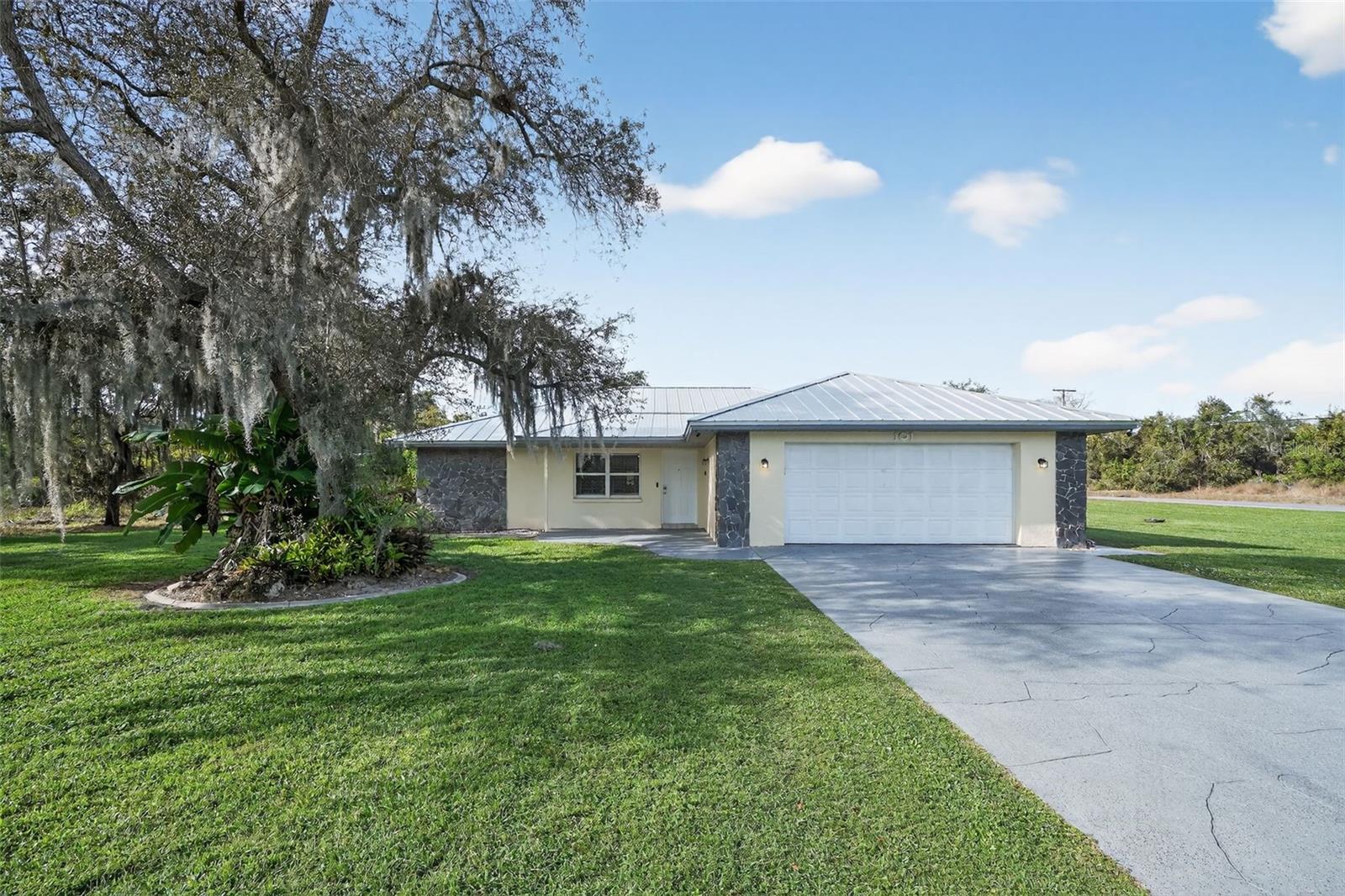 Details for 101 Jamison Avenue, LAKE PLACID, FL 33852