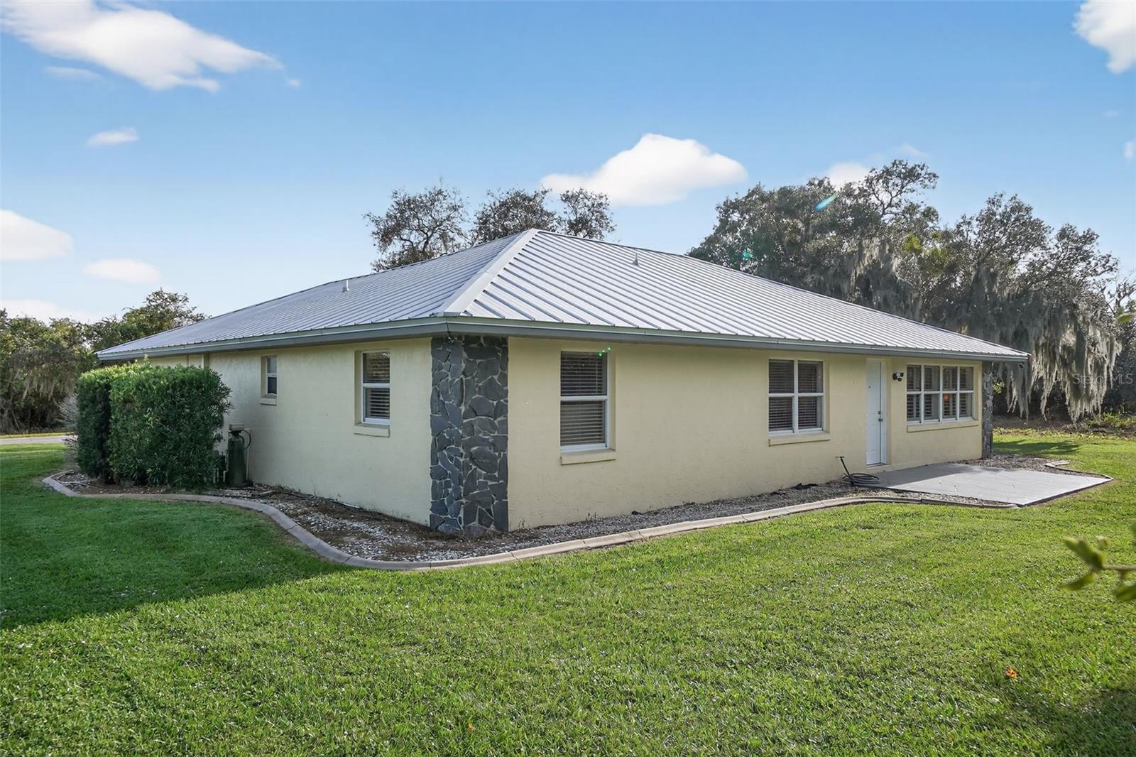 Image 28 of 29 For 101 Jamison Avenue