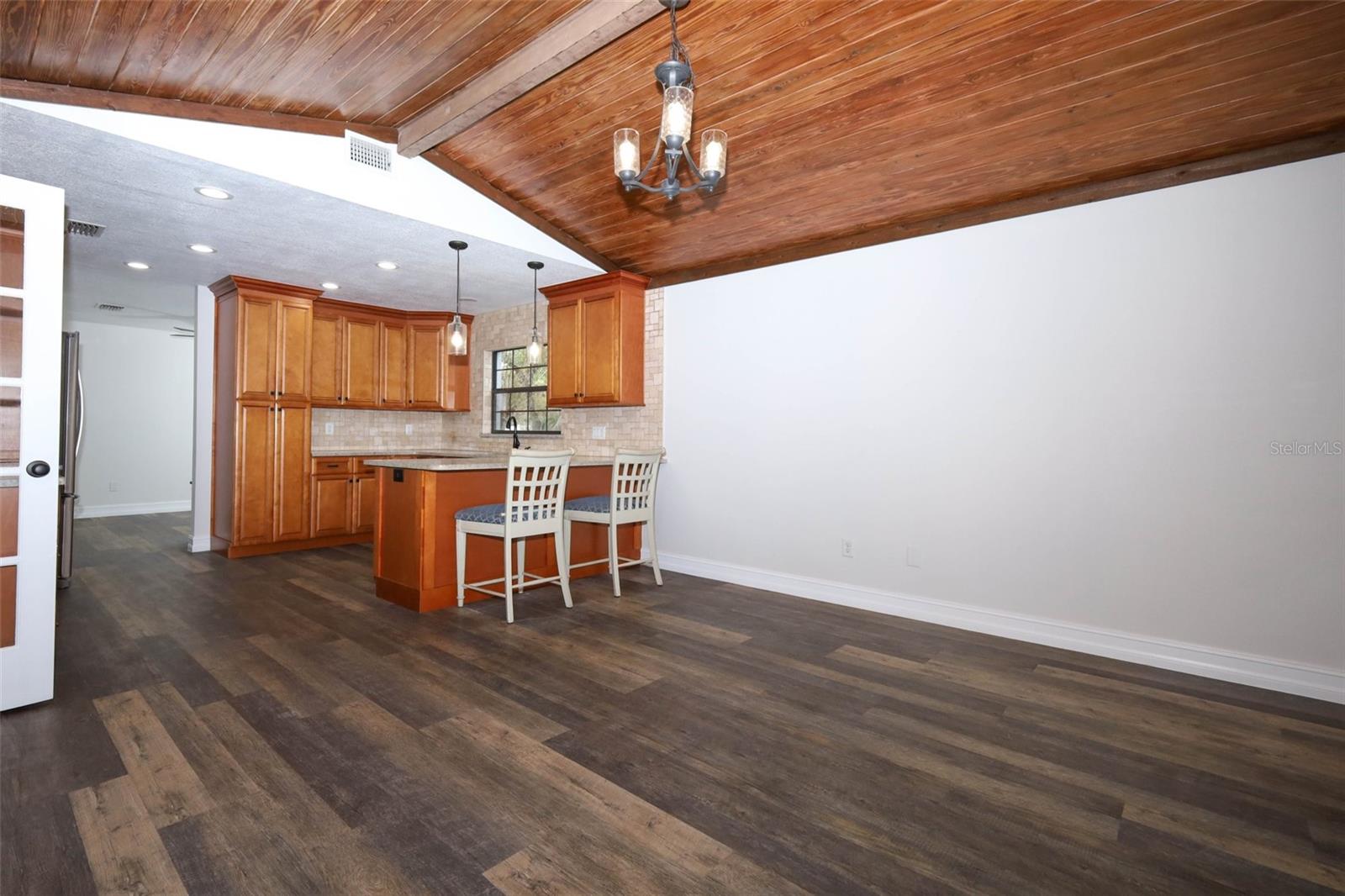 Image 12 of 50 For 640 Tuskawilla Point Lane