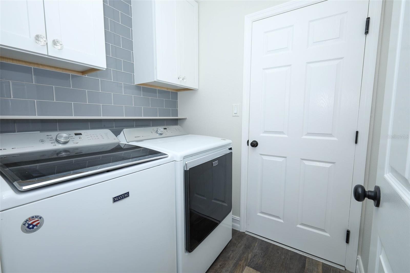 Image 17 of 50 For 640 Tuskawilla Point Lane