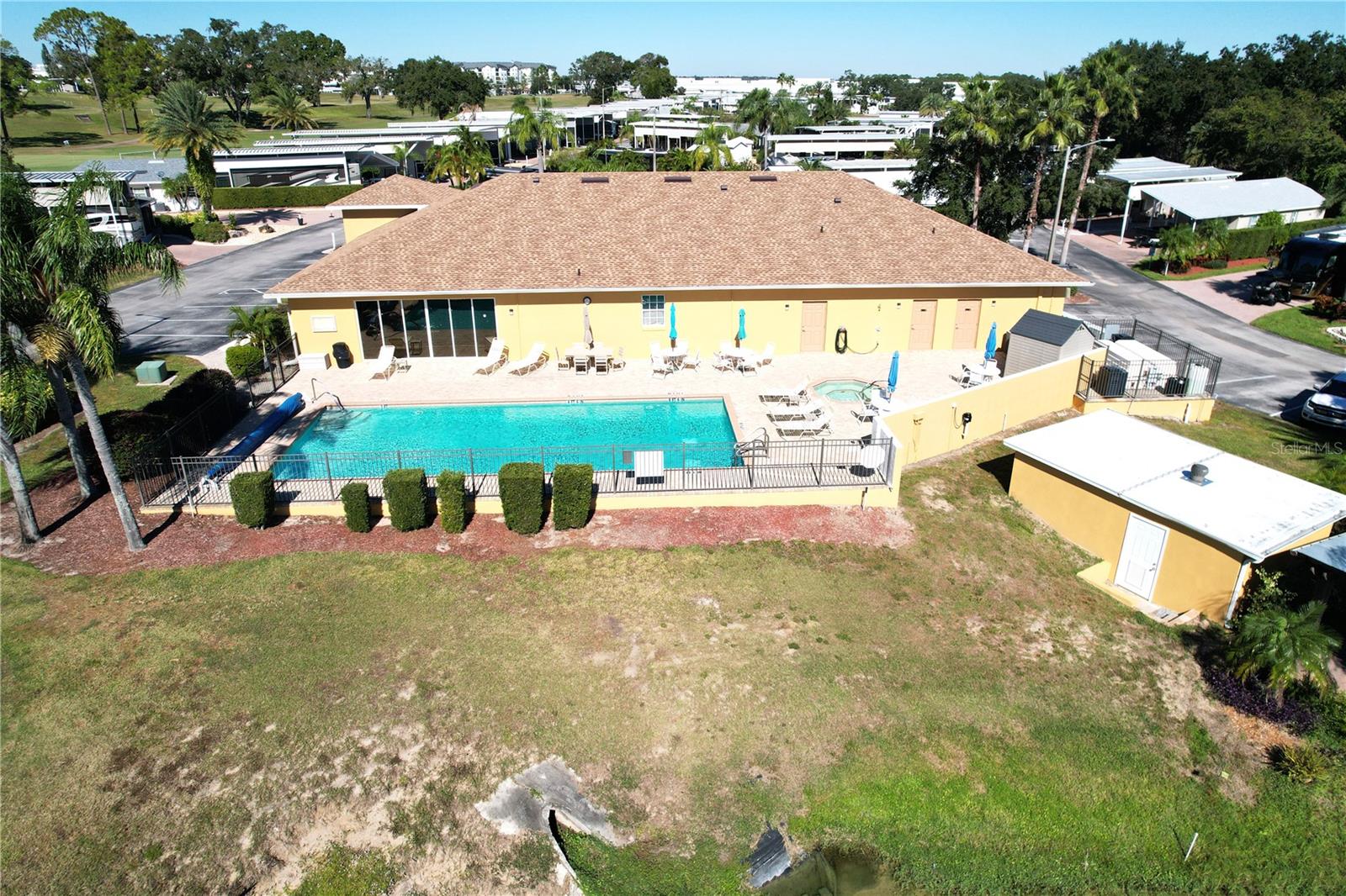 Image 19 of 48 For 2738 St George Drive