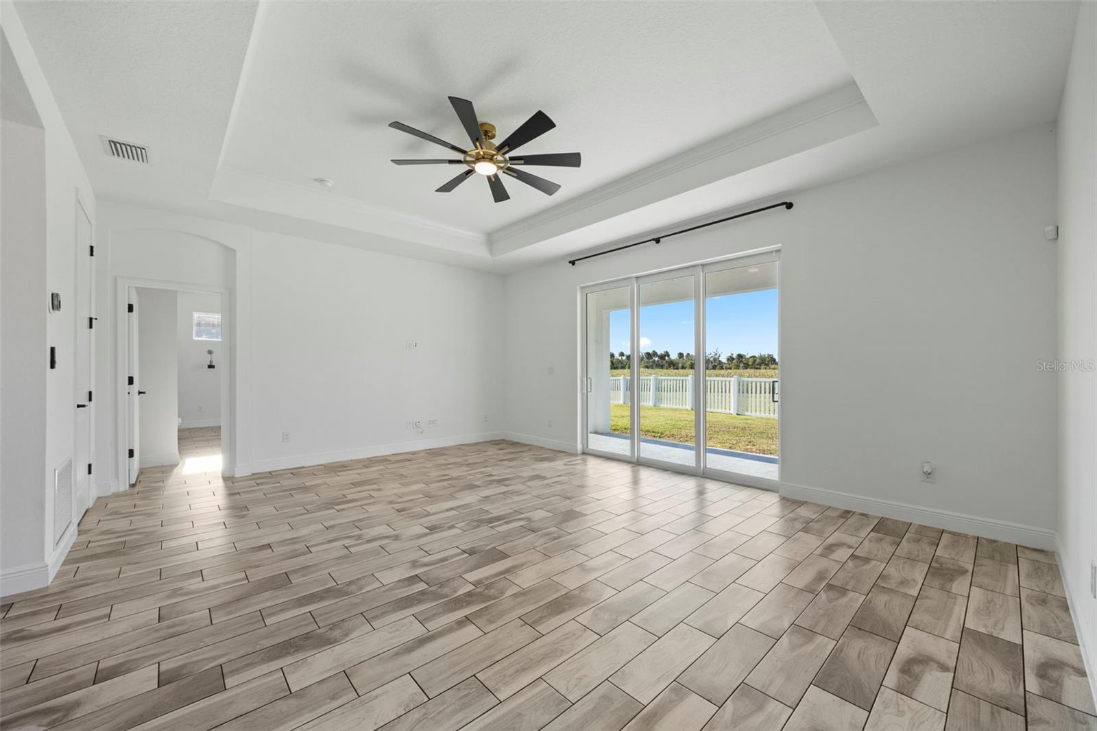 Image 15 of 63 For 8093 Tea Olive Terrace