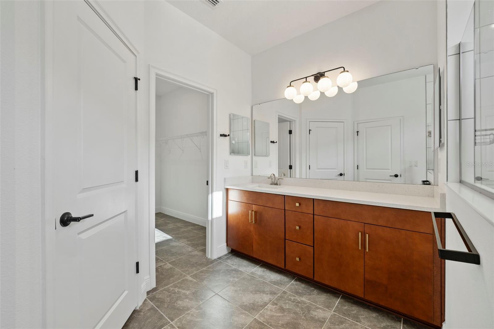 Image 21 of 63 For 8093 Tea Olive Terrace