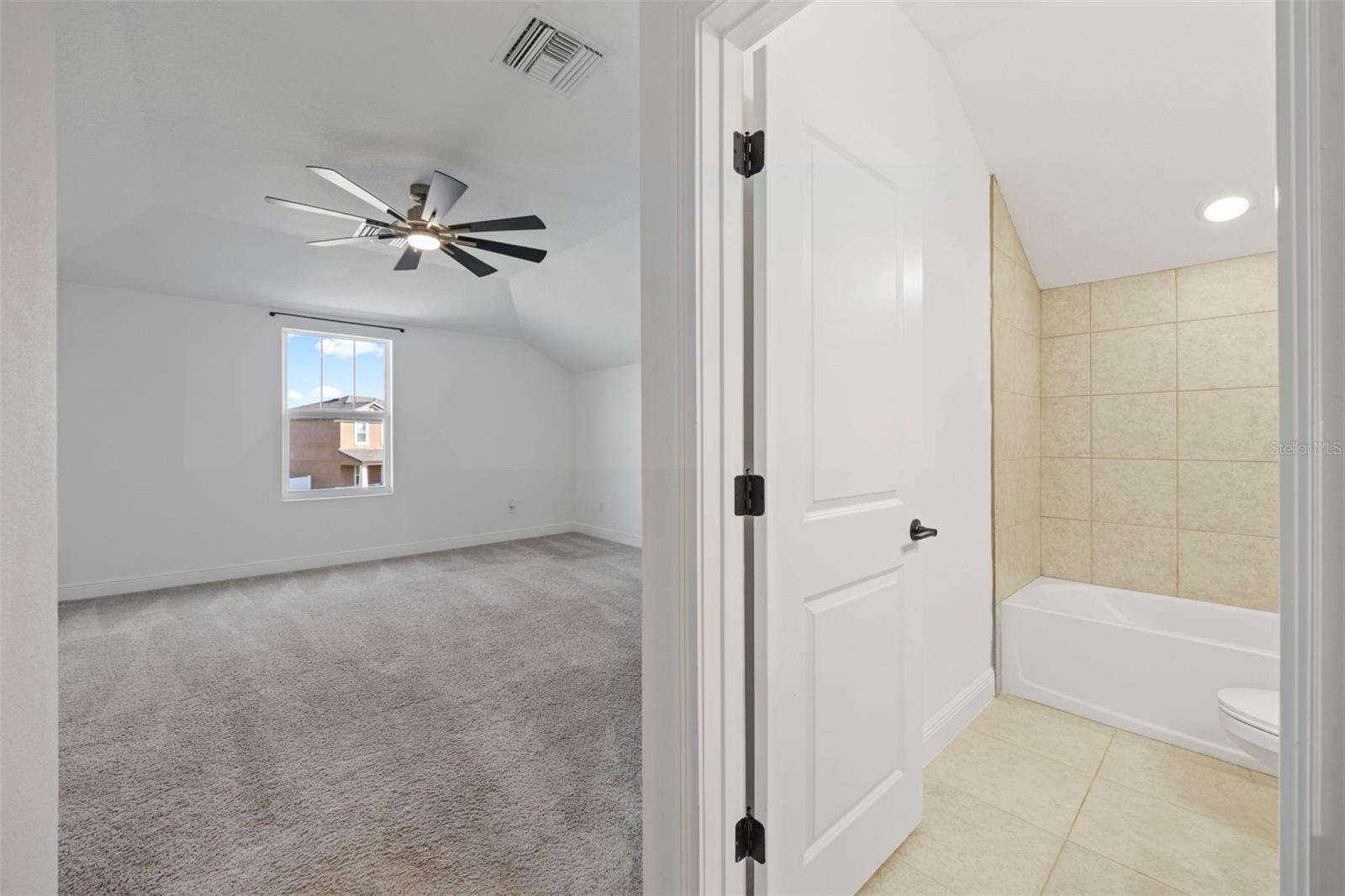 Image 34 of 63 For 8093 Tea Olive Terrace