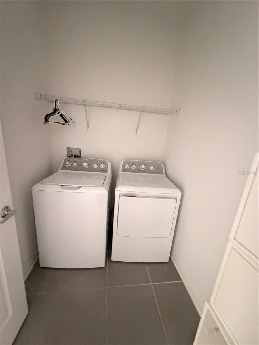 Image 12 of 21 For 832 Daring Drive