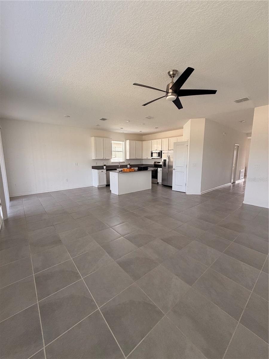 Image 15 of 21 For 832 Daring Drive