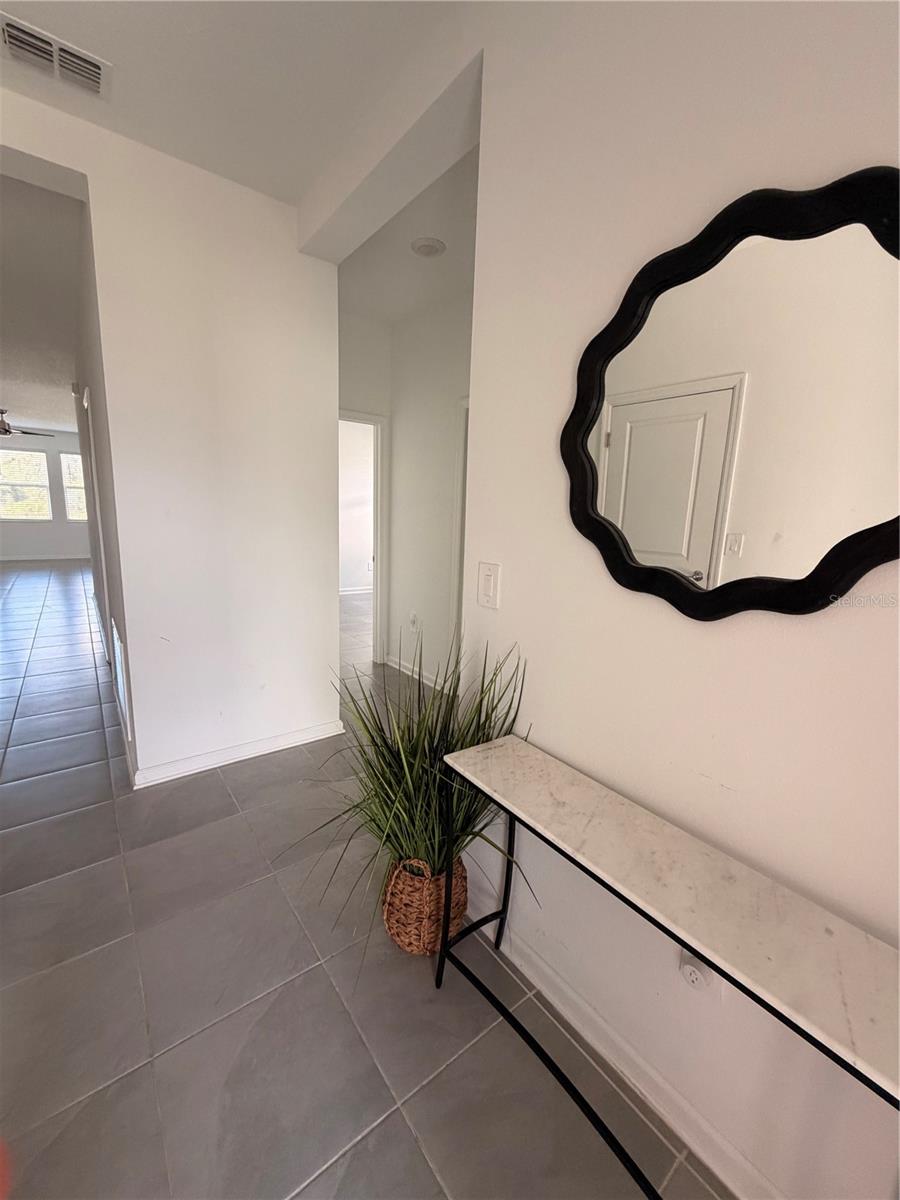 Image 3 of 21 For 832 Daring Drive