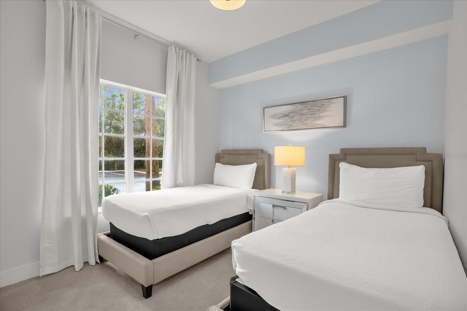 Image 20 of 35 For 8774 Worldquest Boulevard