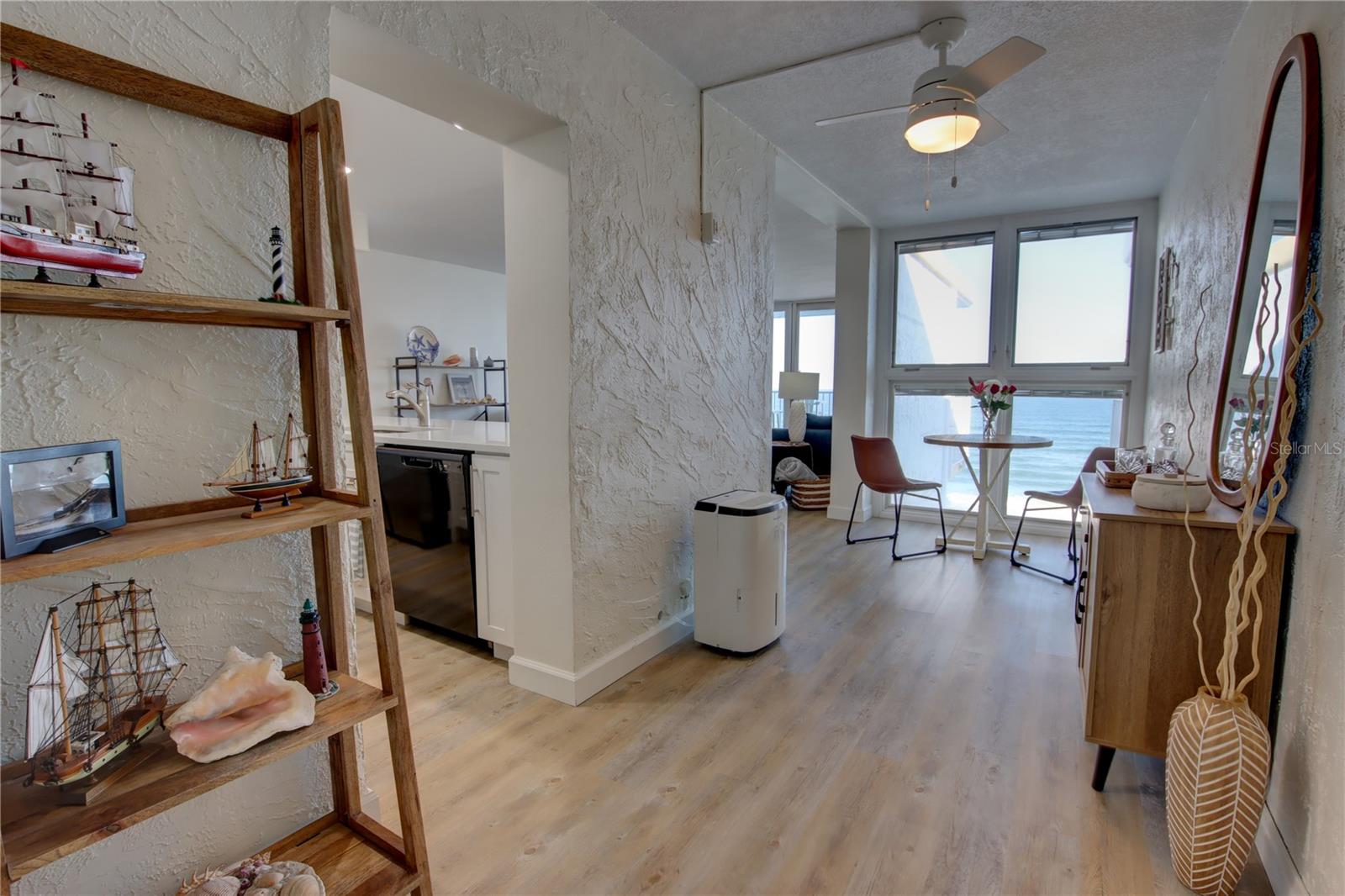 Image 12 of 31 For 5203 Atlantic Avenue 815b