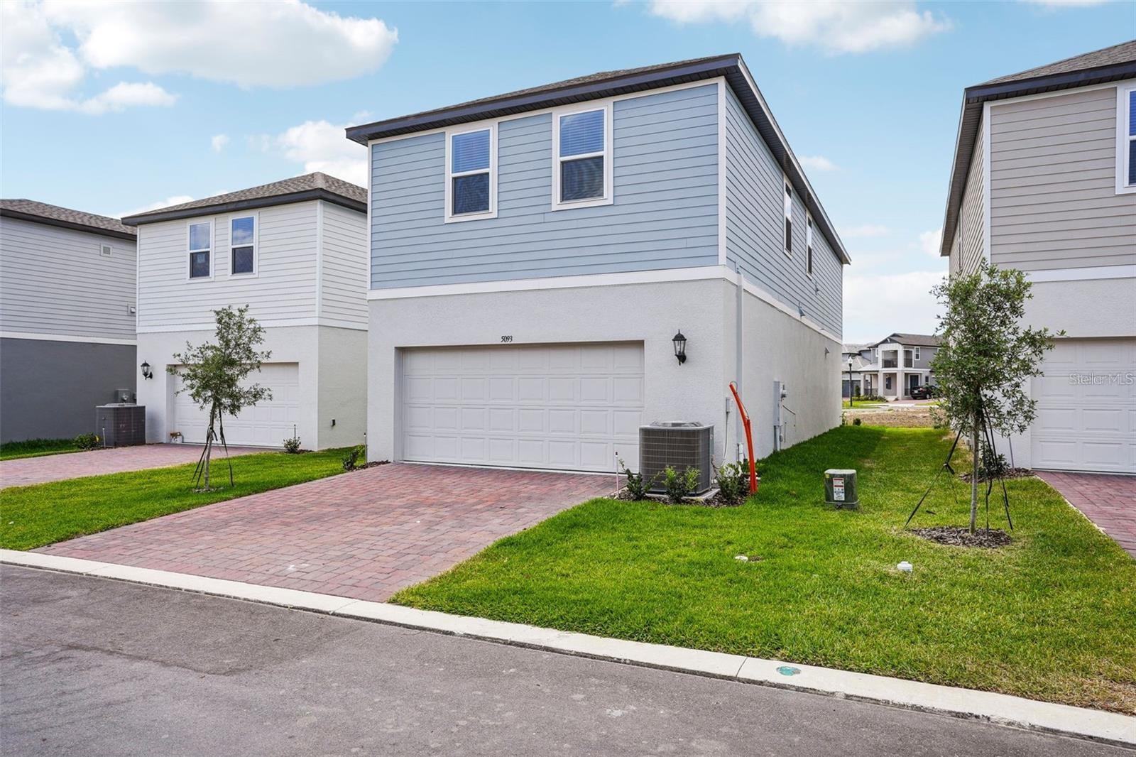 Image 39 of 41 For 5093 Railroad Vine Alley