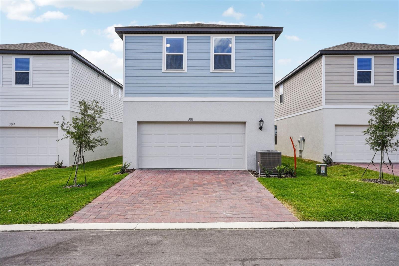 Image 40 of 41 For 5093 Railroad Vine Alley