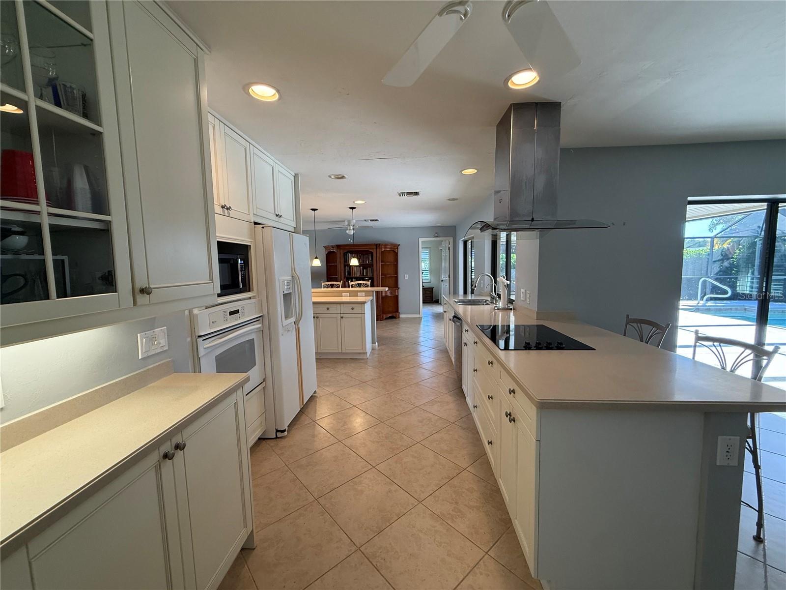 Image 18 of 50 For 915 Cardinal Street