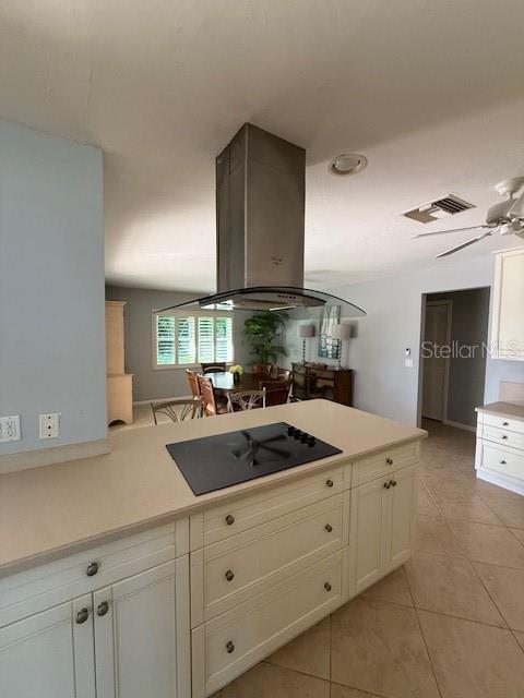 Image 20 of 50 For 915 Cardinal Street