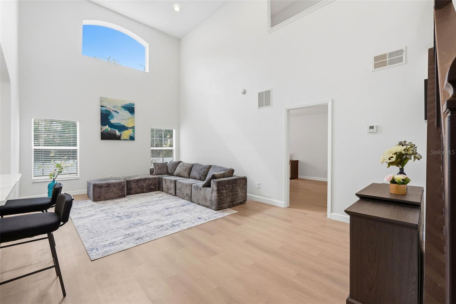 Image 11 of 45 For 1145 Seasons Boulevard