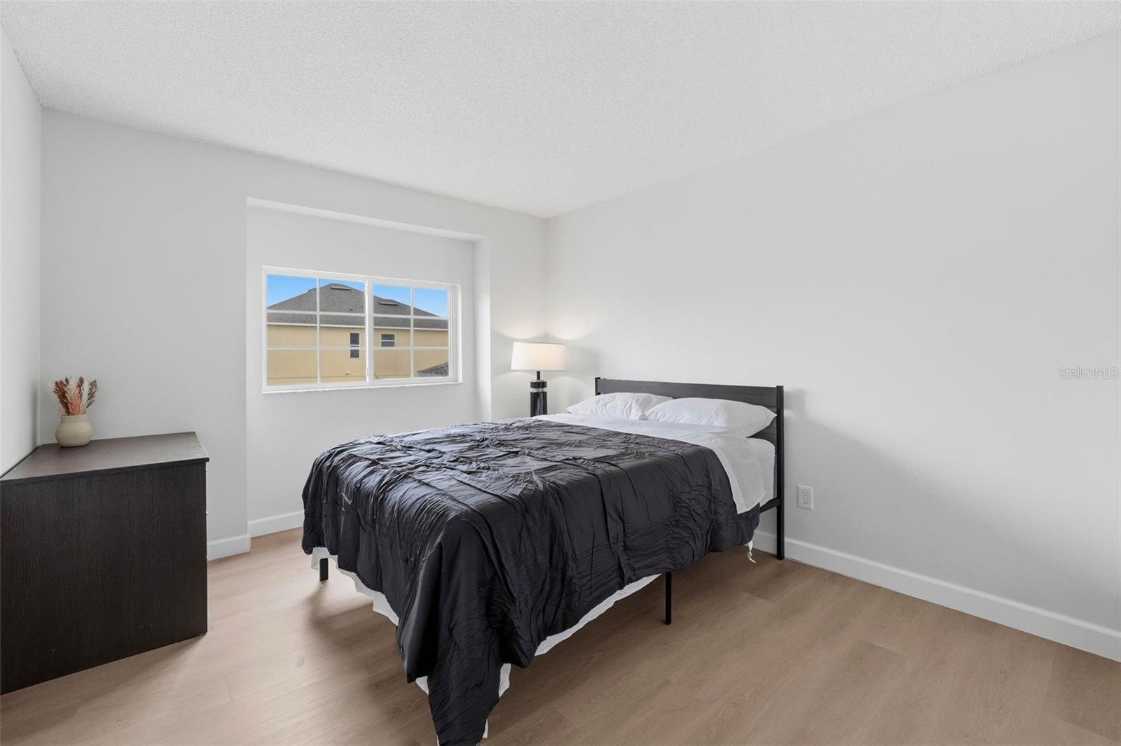 Image 30 of 45 For 1145 Seasons Boulevard