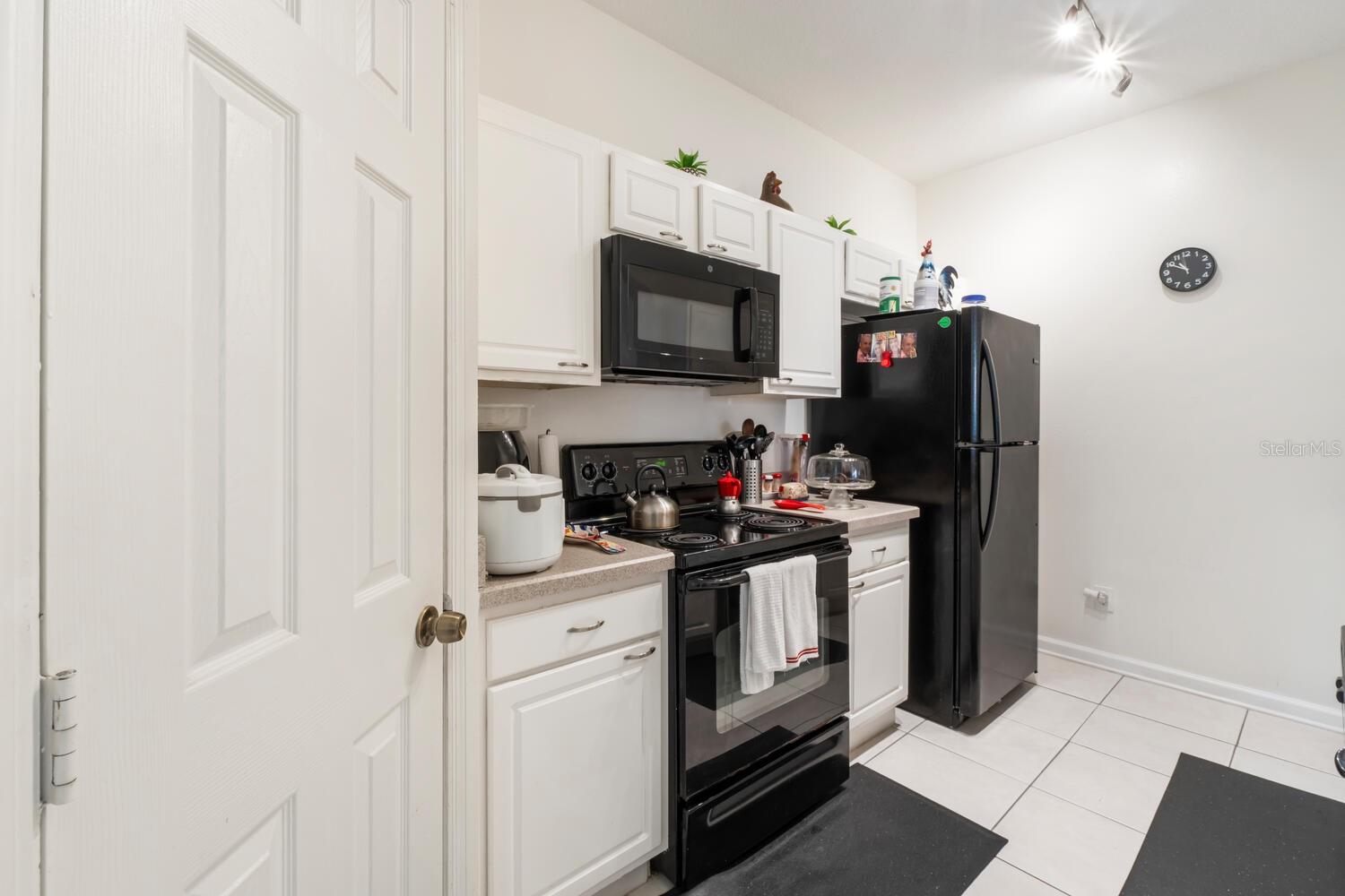 Image 14 of 50 For 6166 Stevenson Drive 202