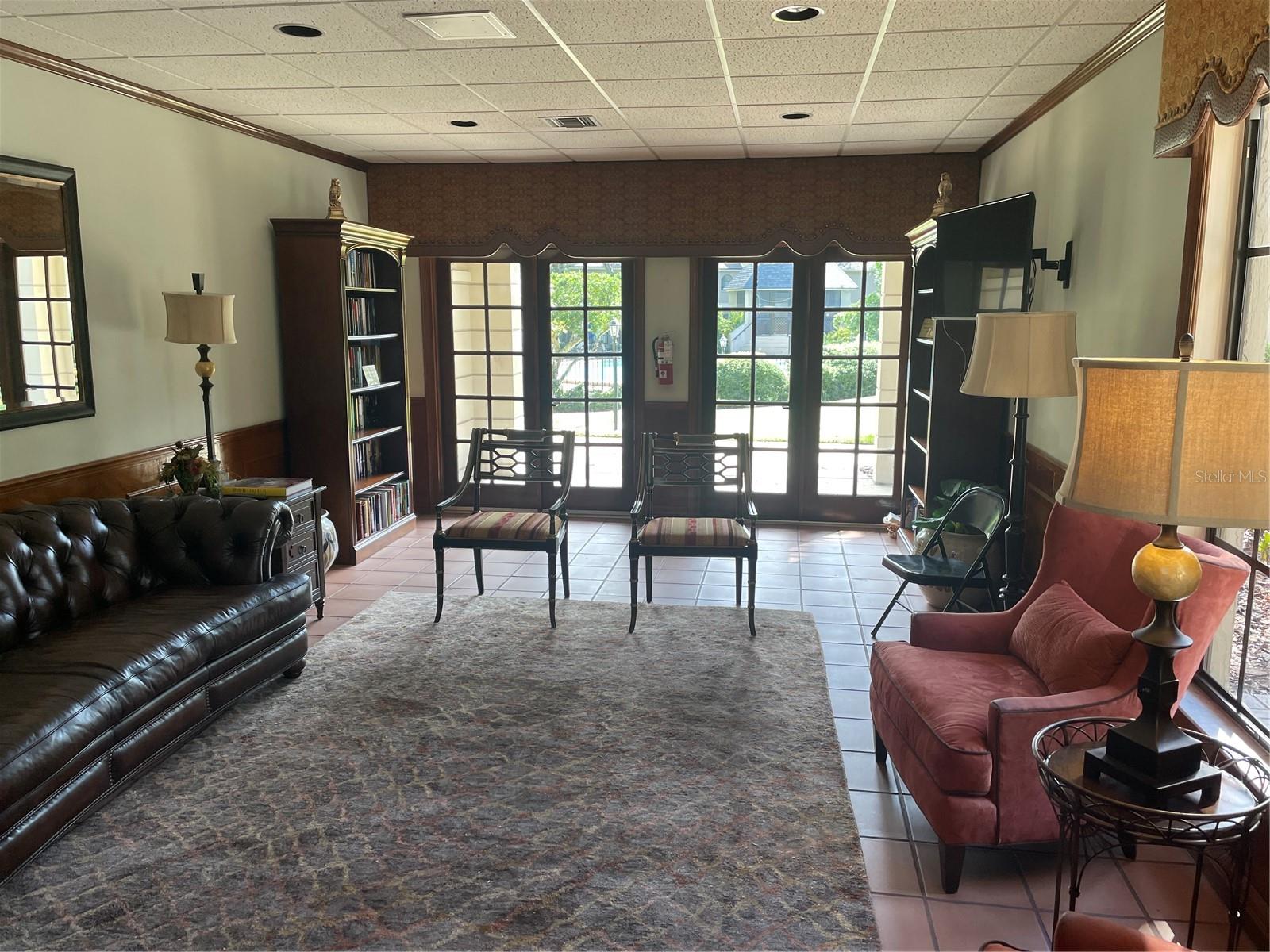 Image 22 of 29 For 1055 Kensington Park Drive 113