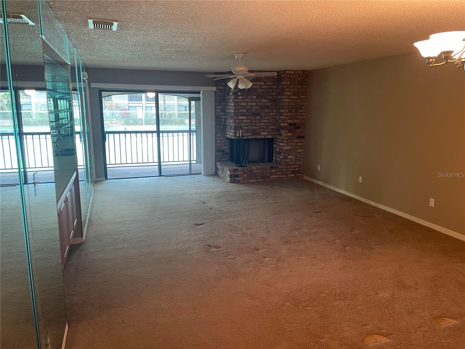 Image 6 of 29 For 1055 Kensington Park Drive 113