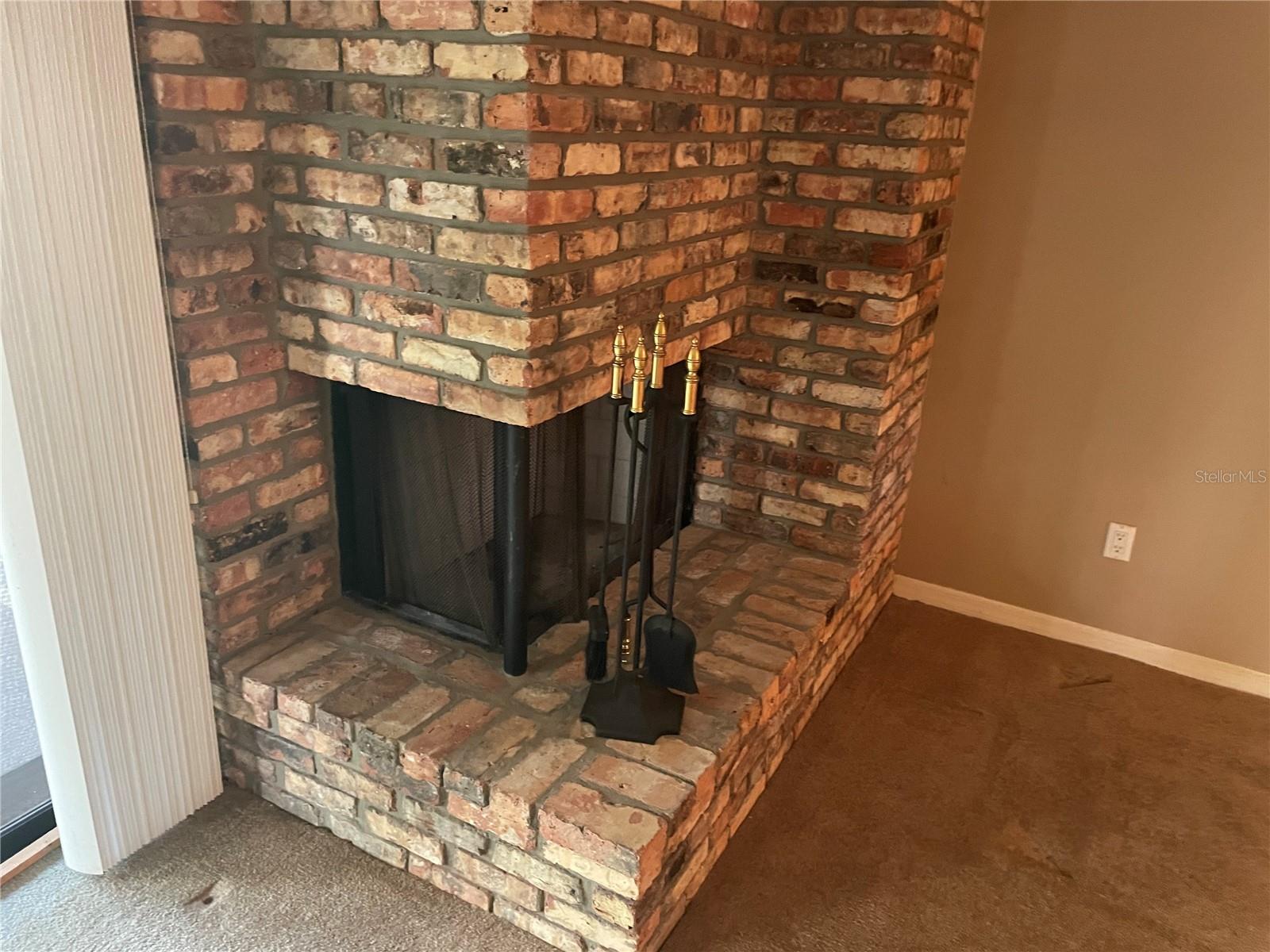 Image 7 of 29 For 1055 Kensington Park Drive 113