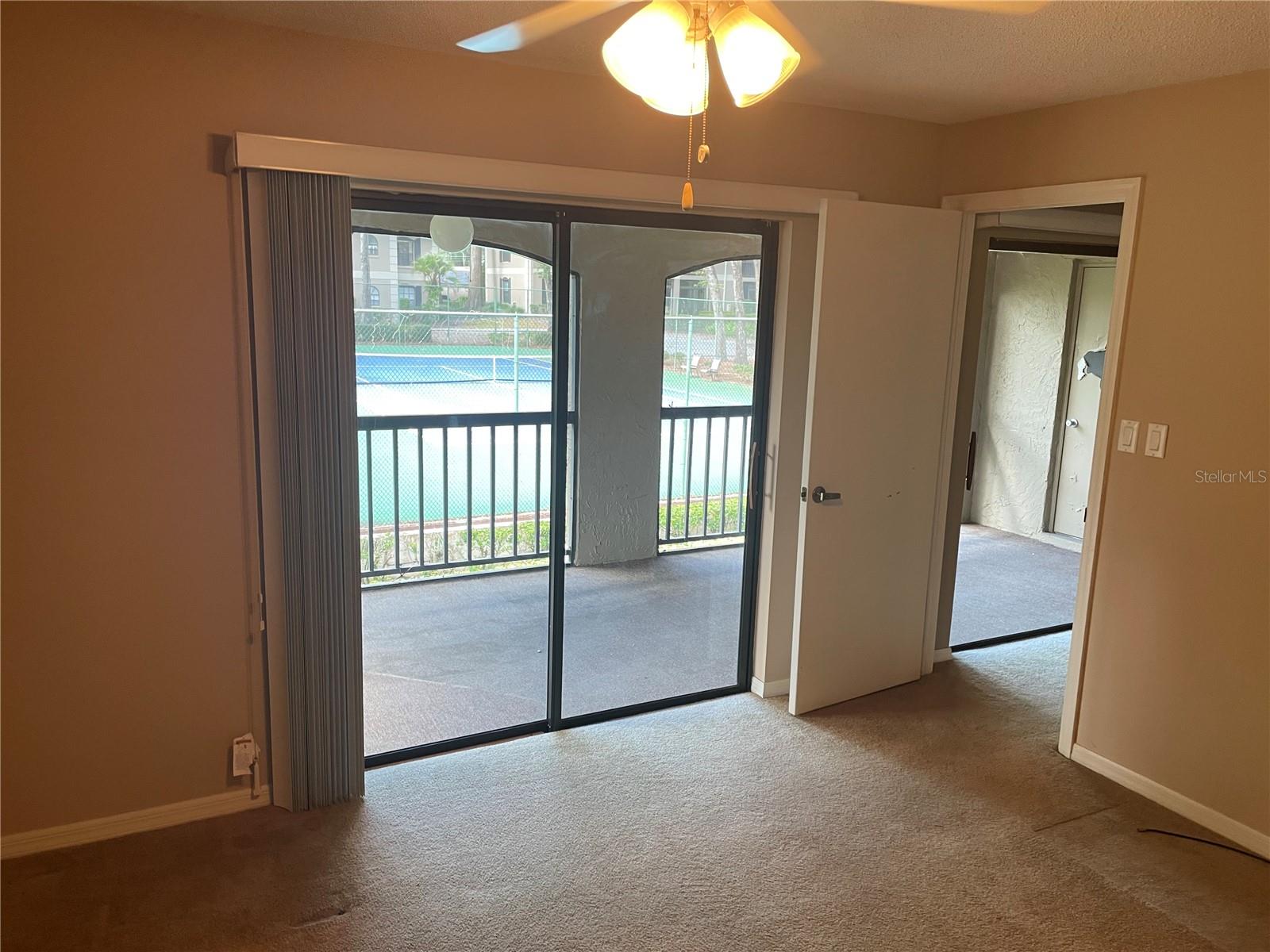 Image 9 of 29 For 1055 Kensington Park Drive 113