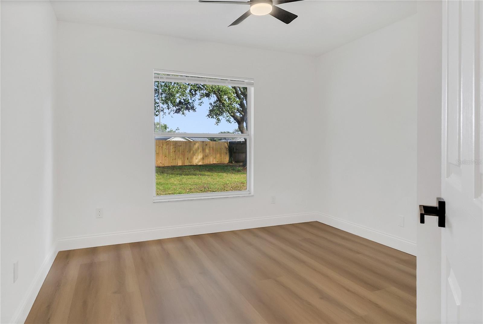 Image 12 of 29 For 14450 Indian Ridge Trail