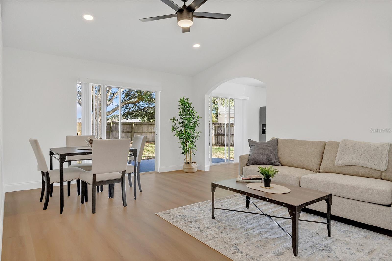 Image 3 of 29 For 14450 Indian Ridge Trail