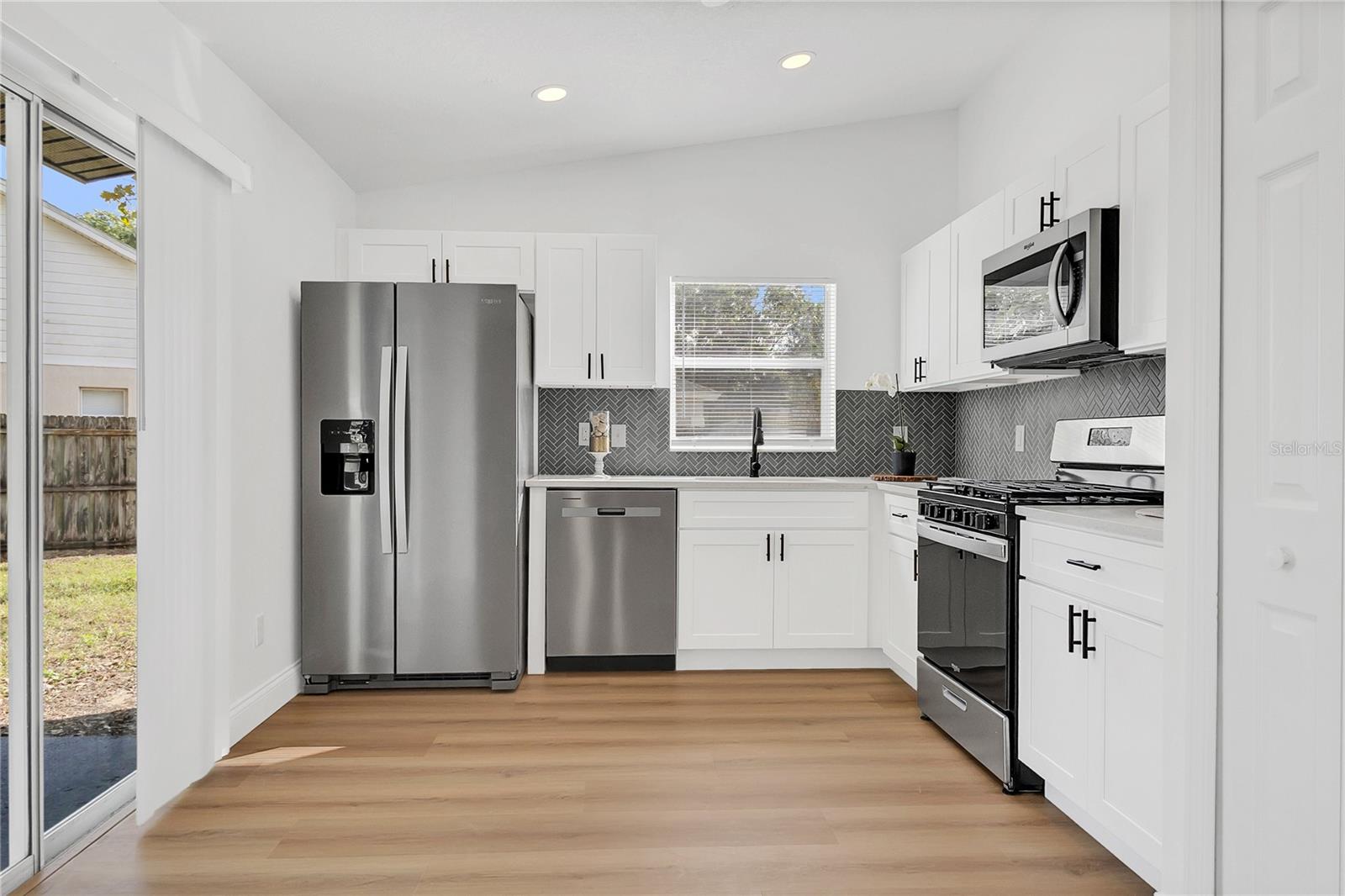 Image 5 of 29 For 14450 Indian Ridge Trail