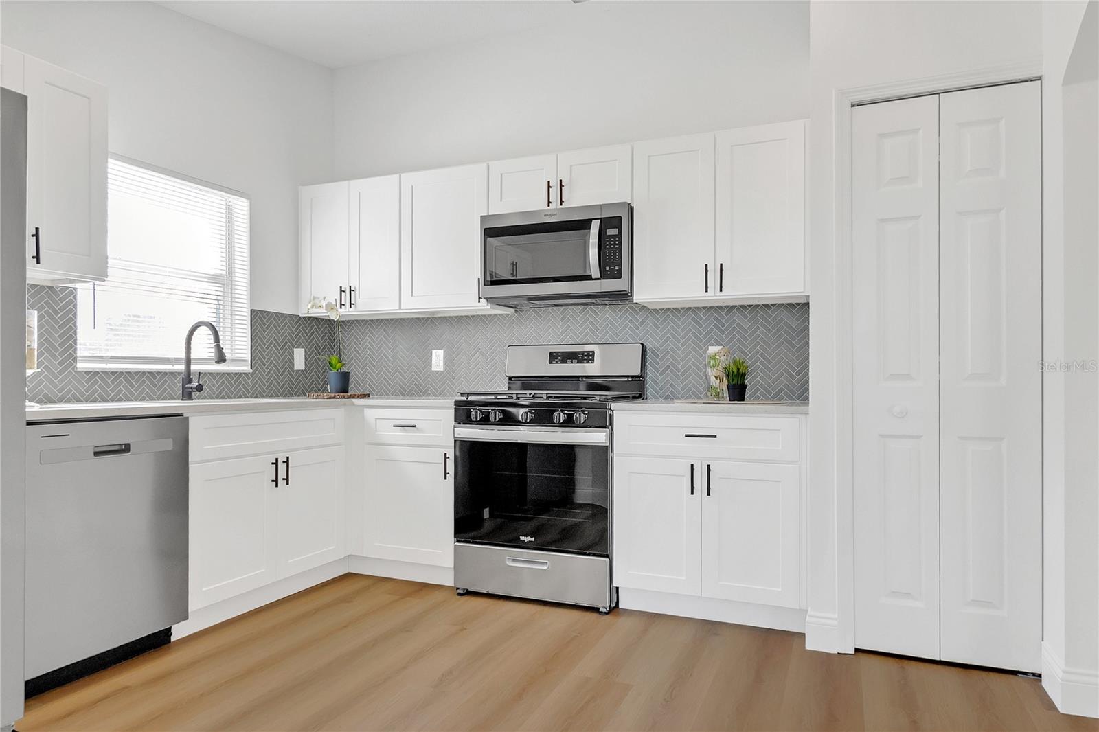 Image 7 of 29 For 14450 Indian Ridge Trail