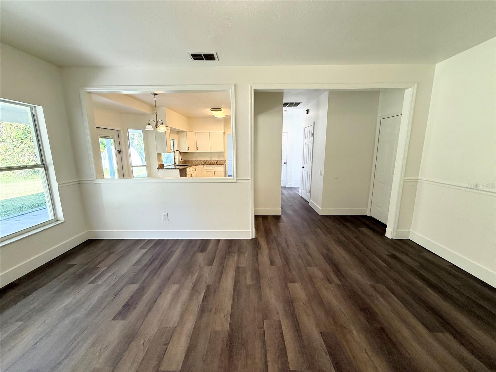 Image 13 of 42 For 2360 Coolbrook Court