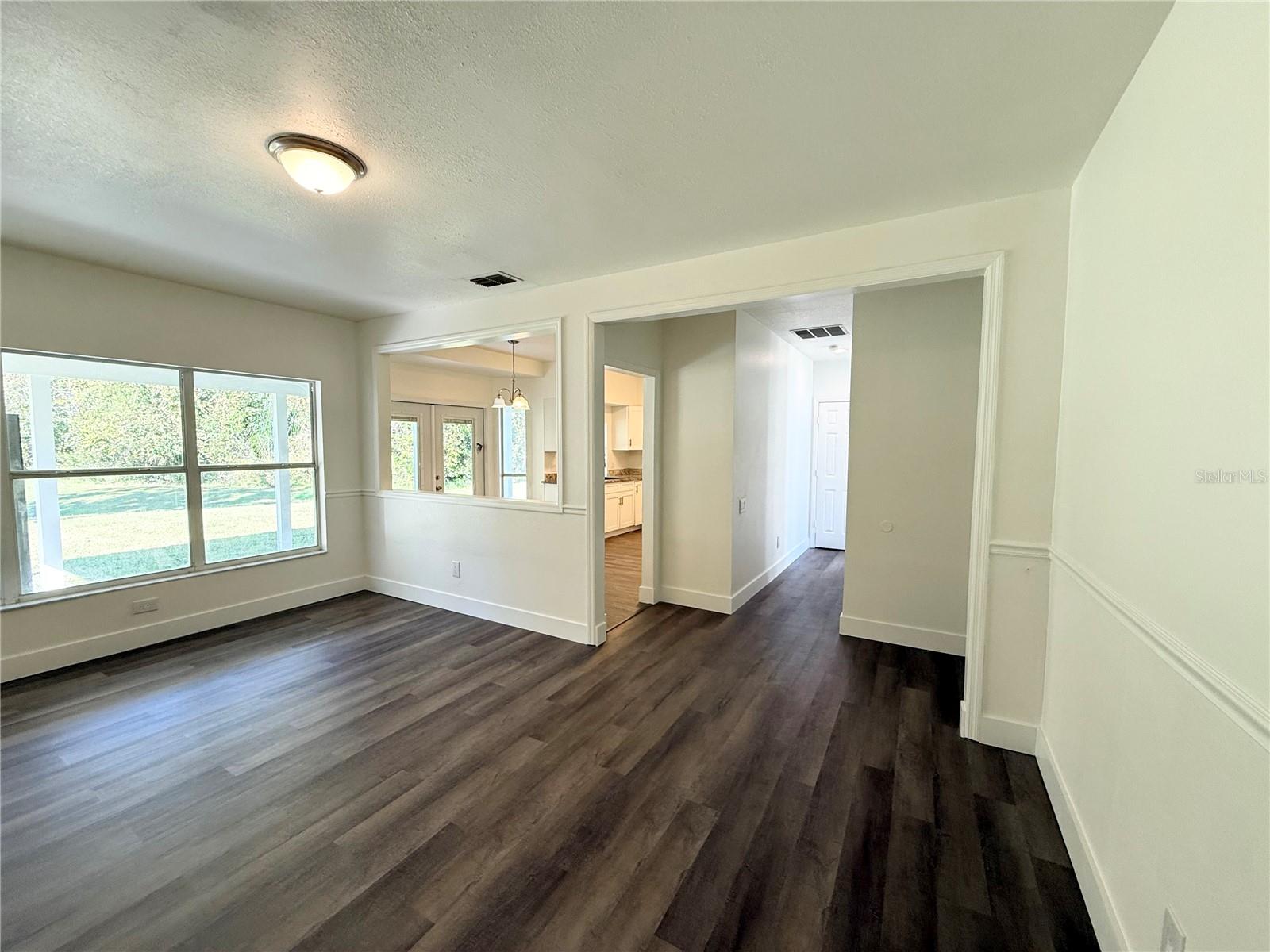 Image 14 of 42 For 2360 Coolbrook Court