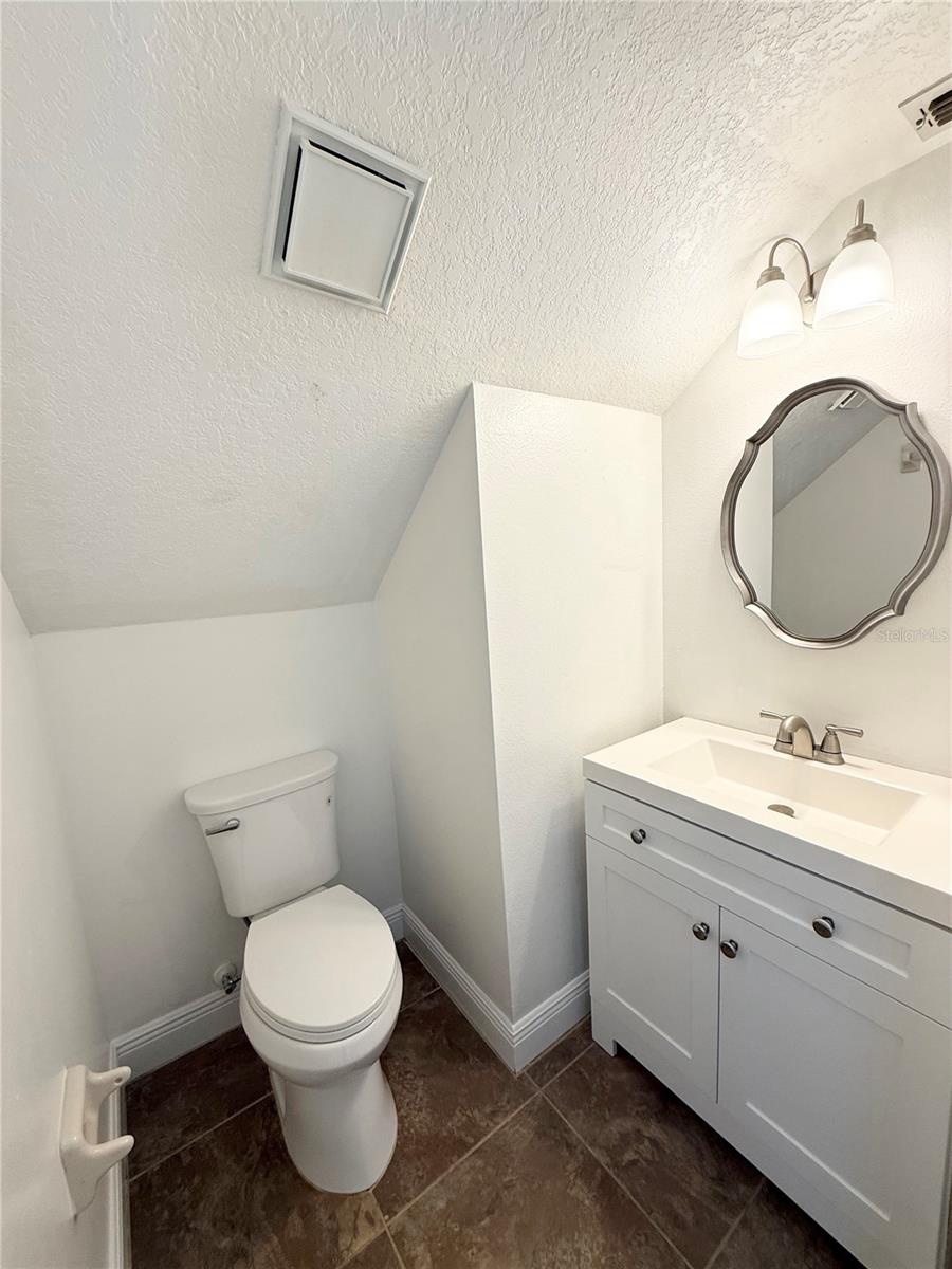 Image 16 of 42 For 2360 Coolbrook Court