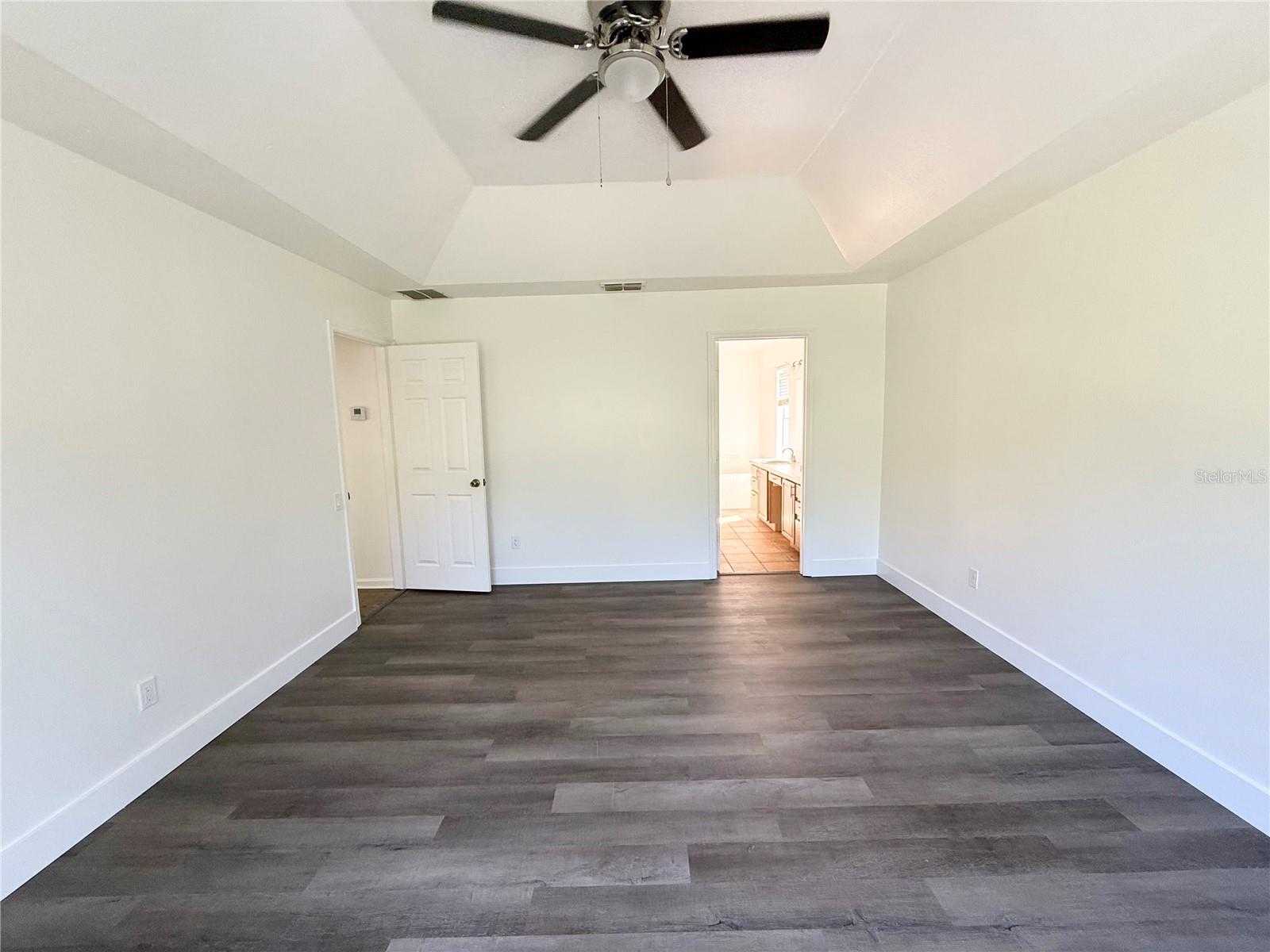 Image 23 of 42 For 2360 Coolbrook Court