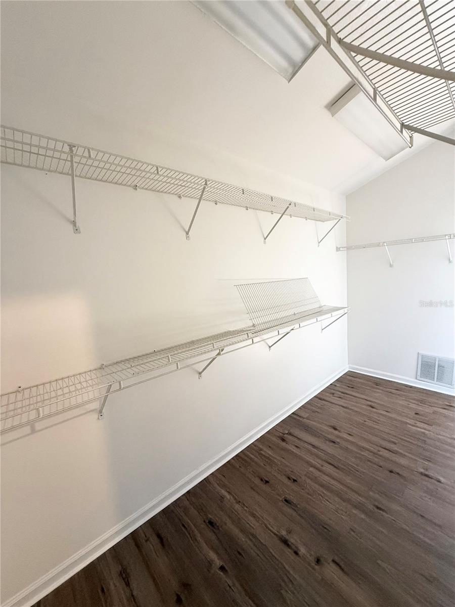 Image 29 of 42 For 2360 Coolbrook Court