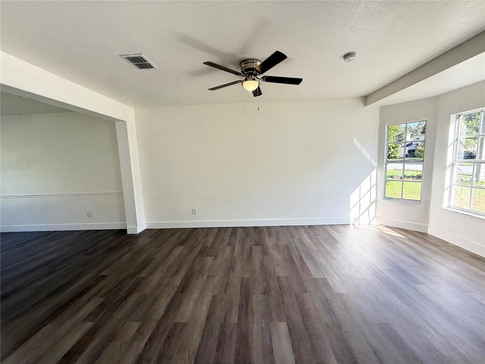 Image 5 of 42 For 2360 Coolbrook Court