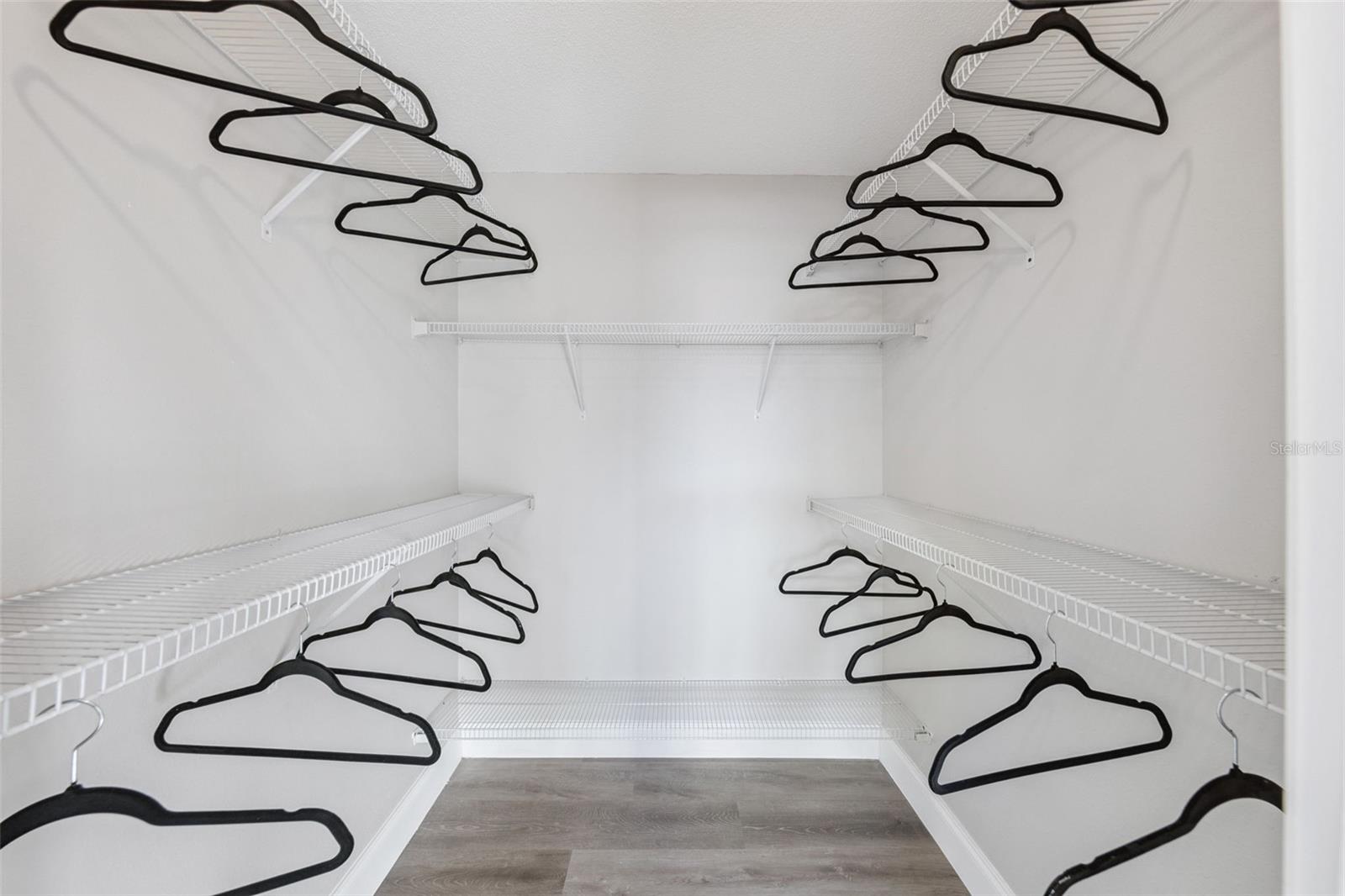 Image 11 of 18 For 525 Conway Road 123