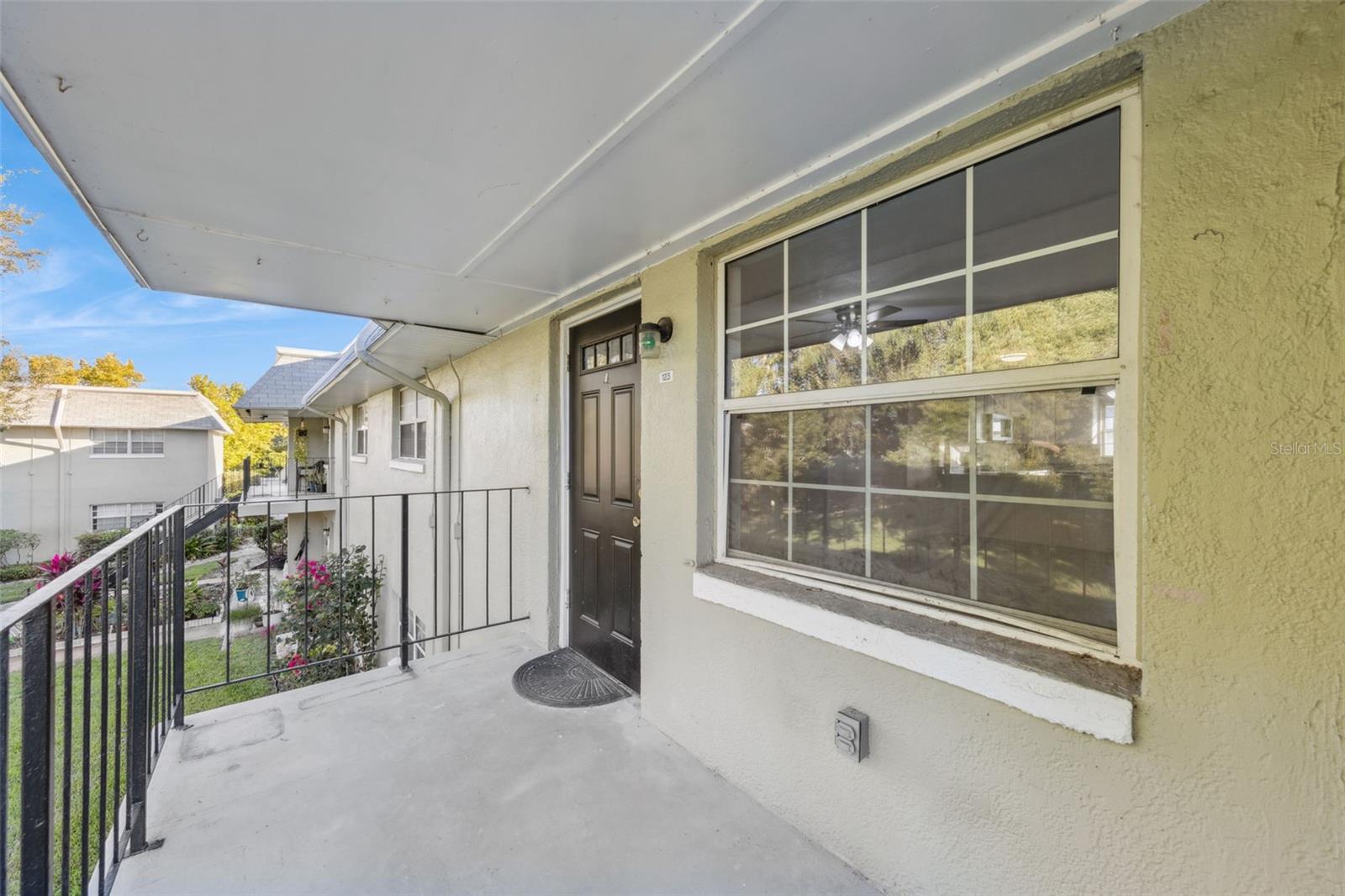 Image 14 of 18 For 525 Conway Road 123