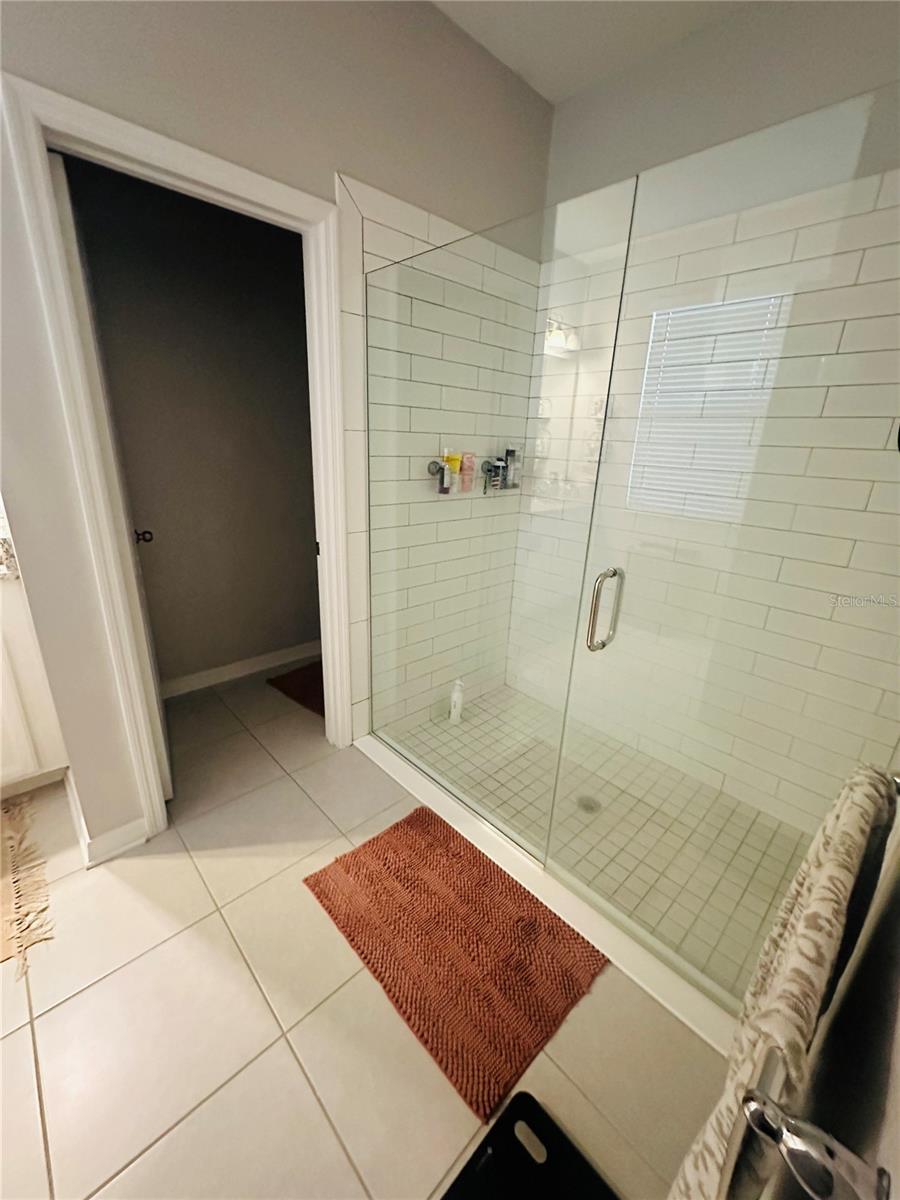 Image 5 of 28 For 1341 Clear Brook Place